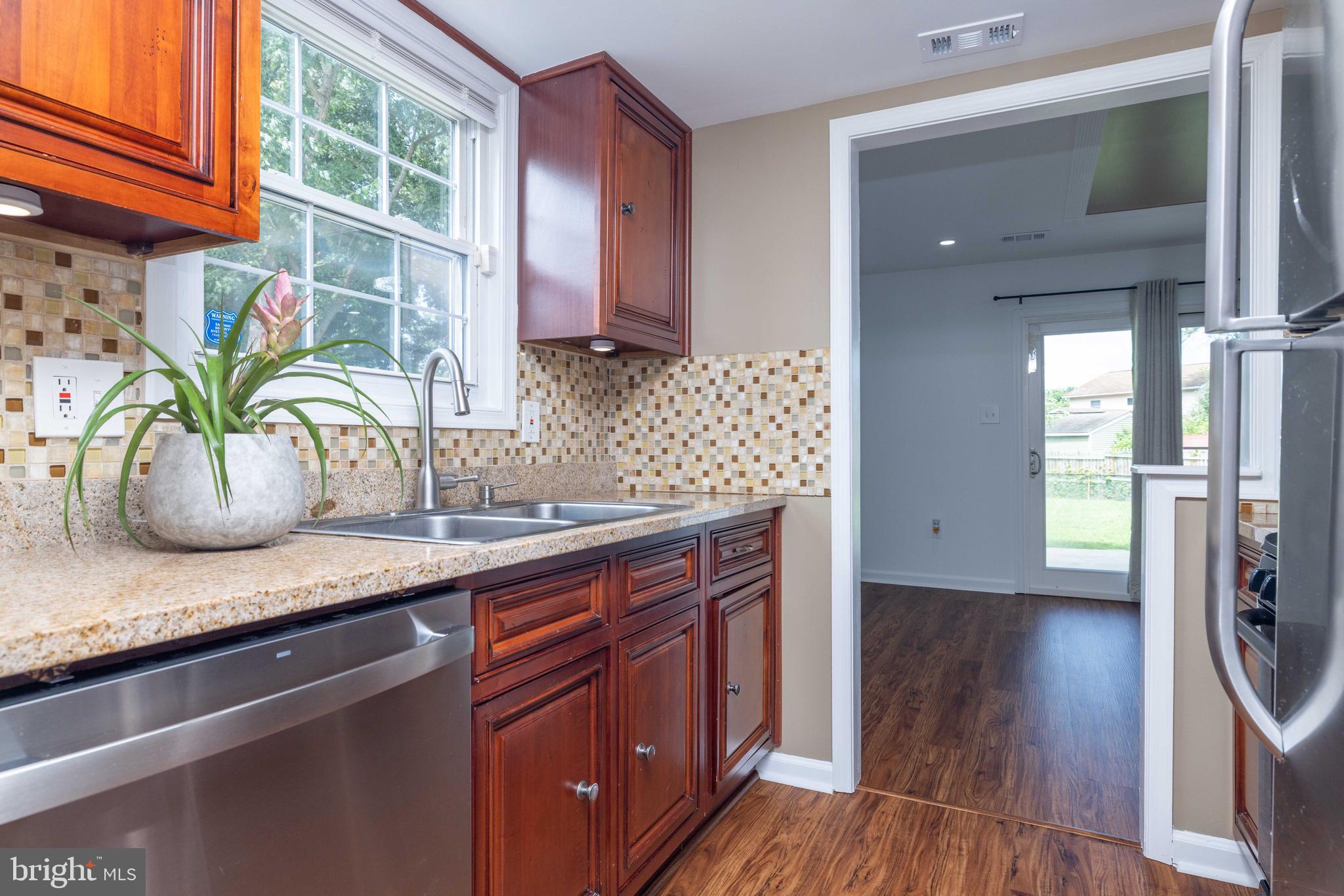 SCHOLAR WOODS - Residential