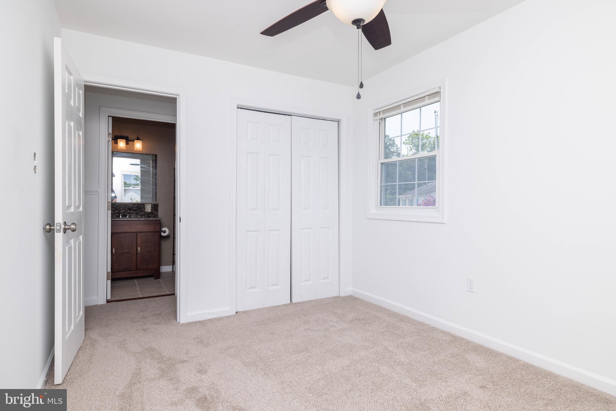 SCHOLAR WOODS - Residential