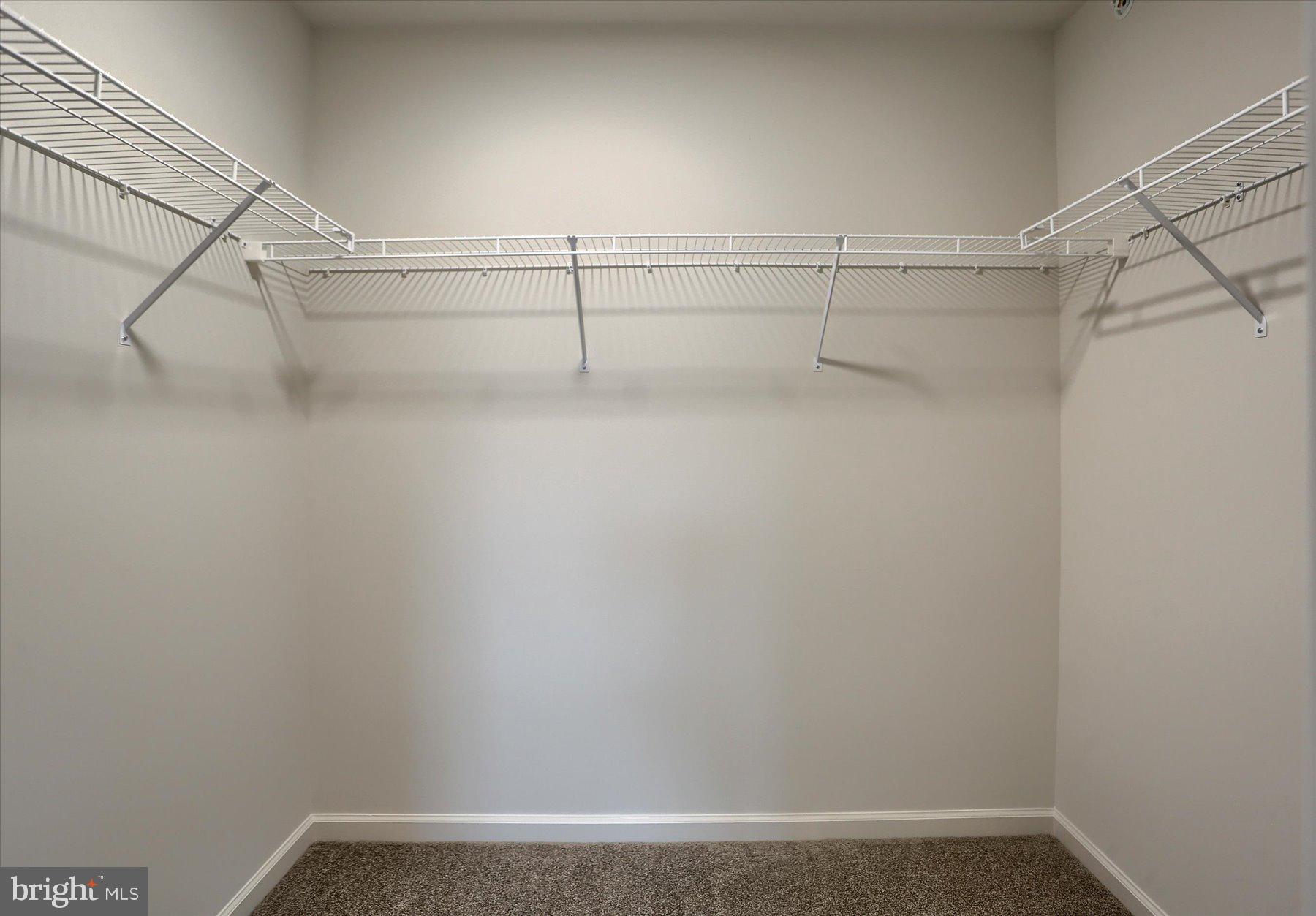 MACINTOSH CROSSING - Residential