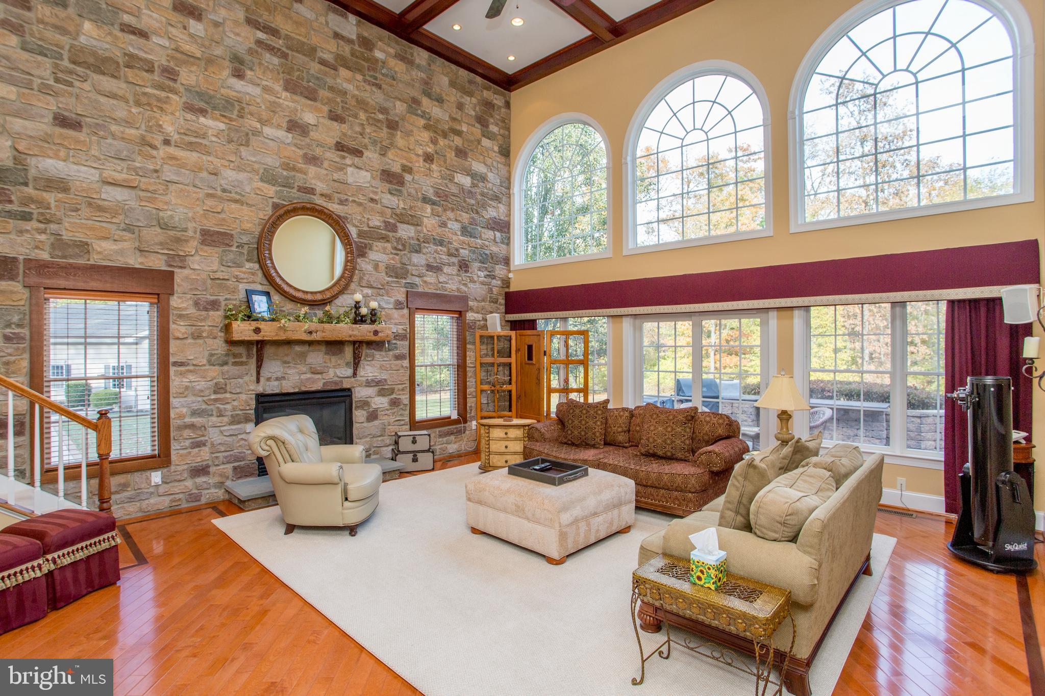 AVALLON AT MOYERS - Residential