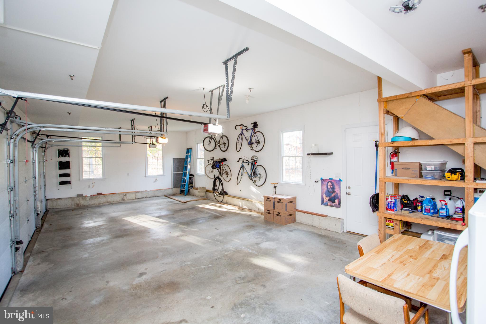 AVALLON AT MOYERS - Residential