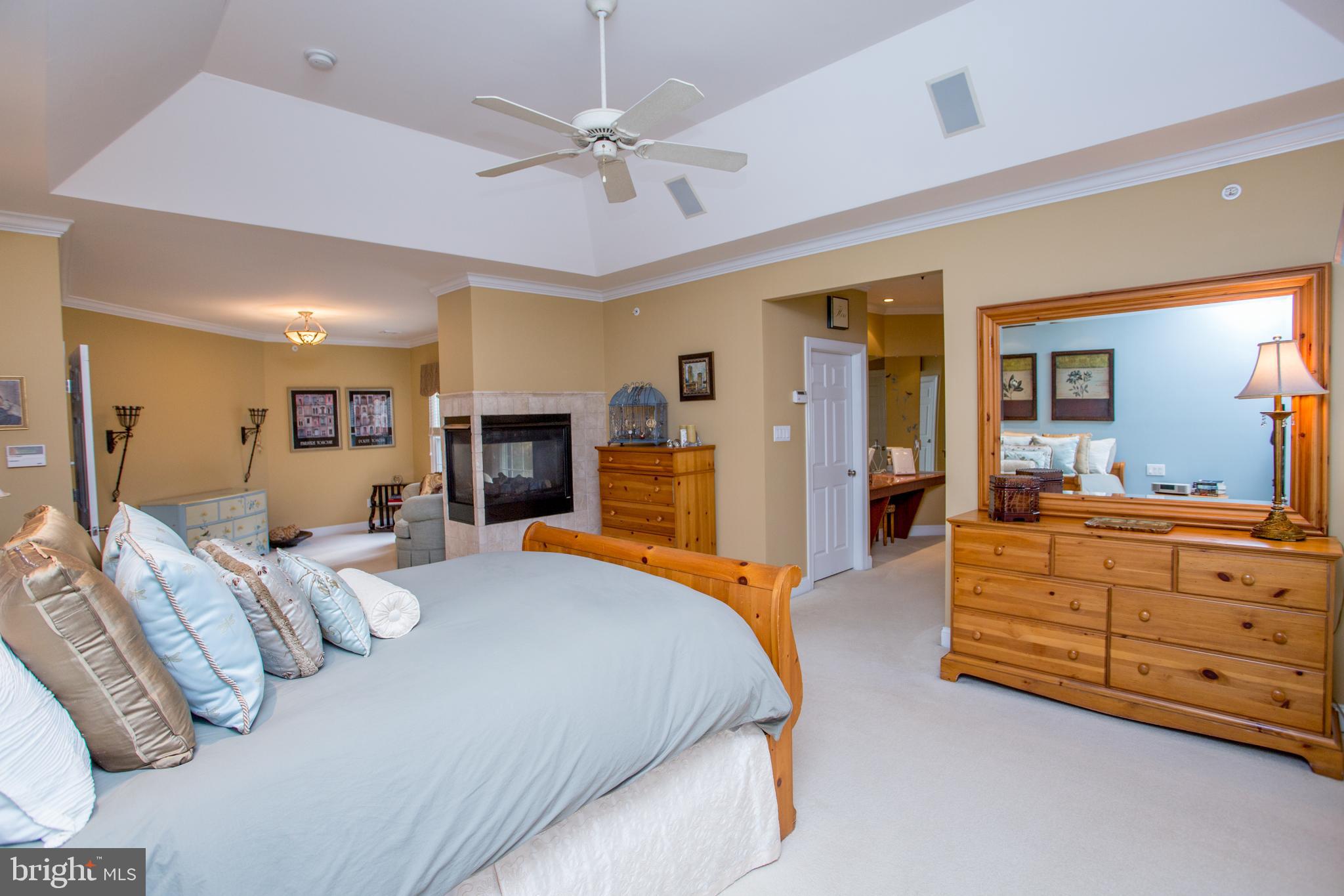 AVALLON AT MOYERS - Residential