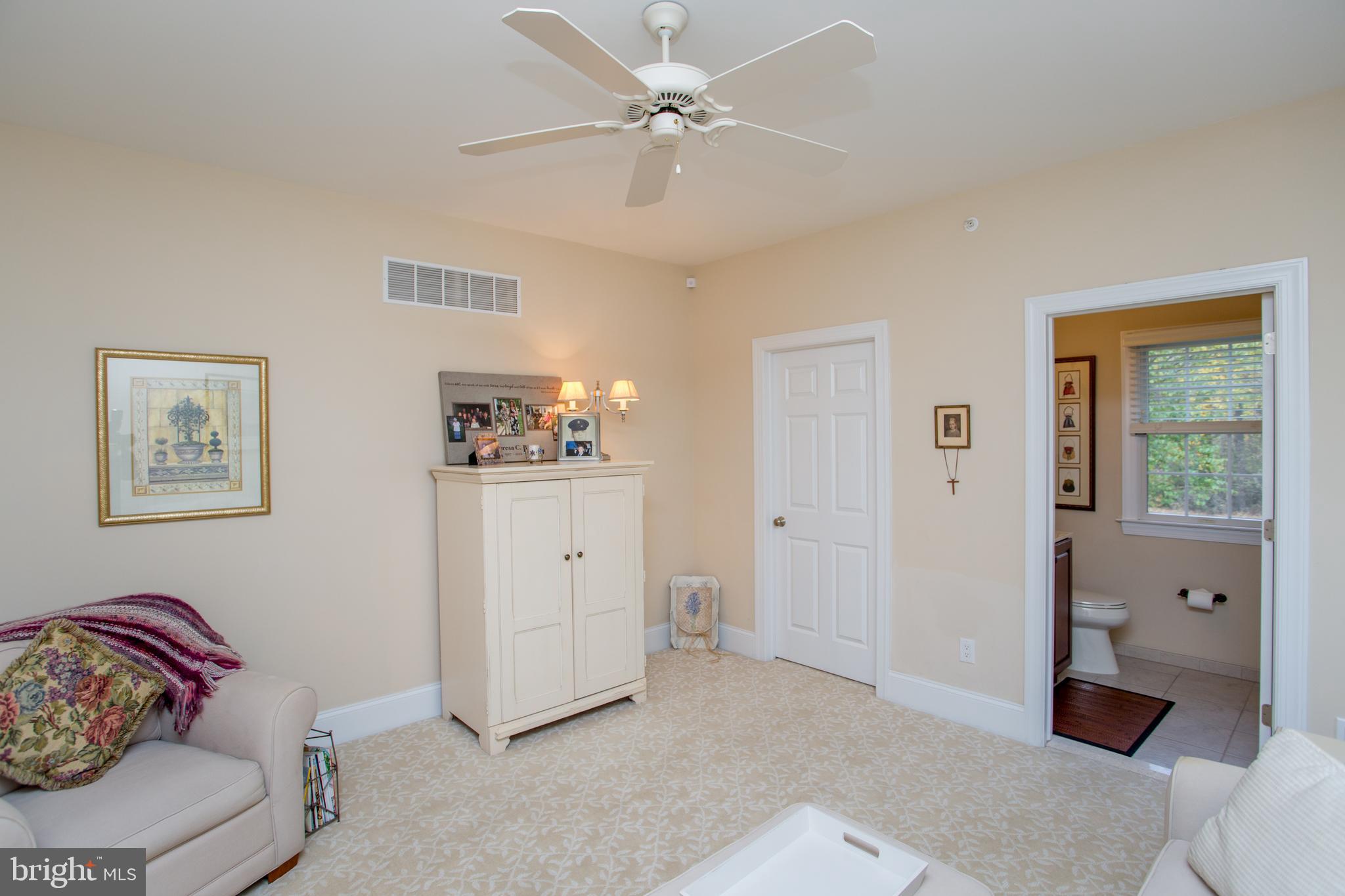 AVALLON AT MOYERS - Residential