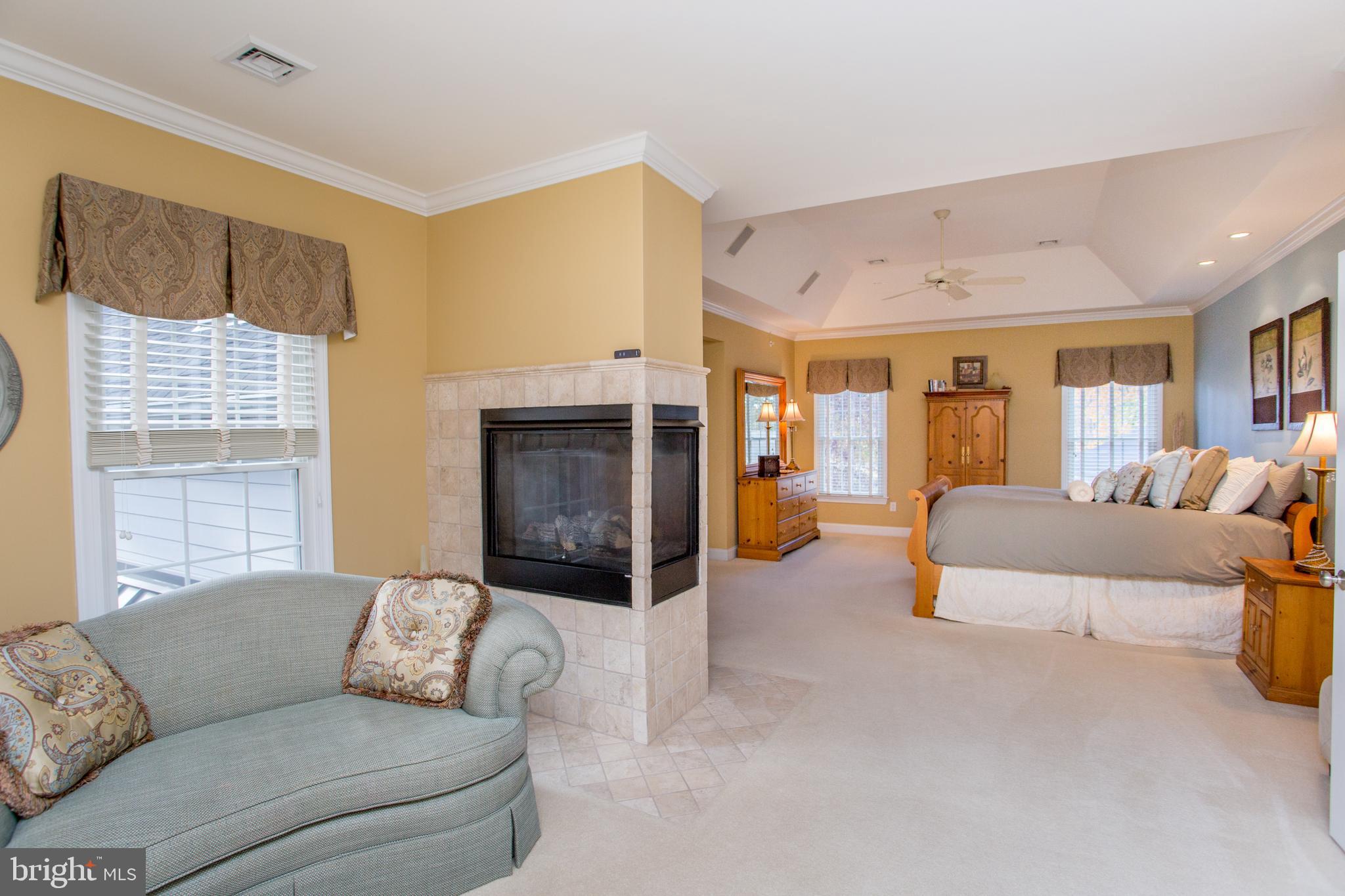 AVALLON AT MOYERS - Residential