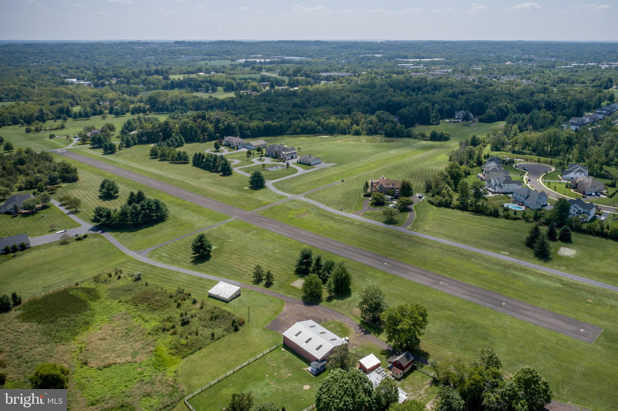 AVALLON AT MOYERS - Residential