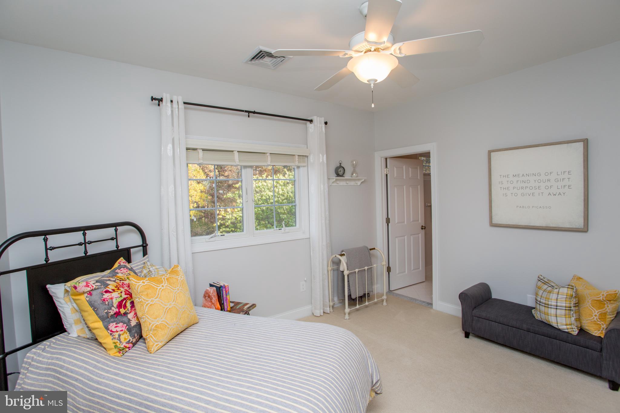 AVALLON AT MOYERS - Residential