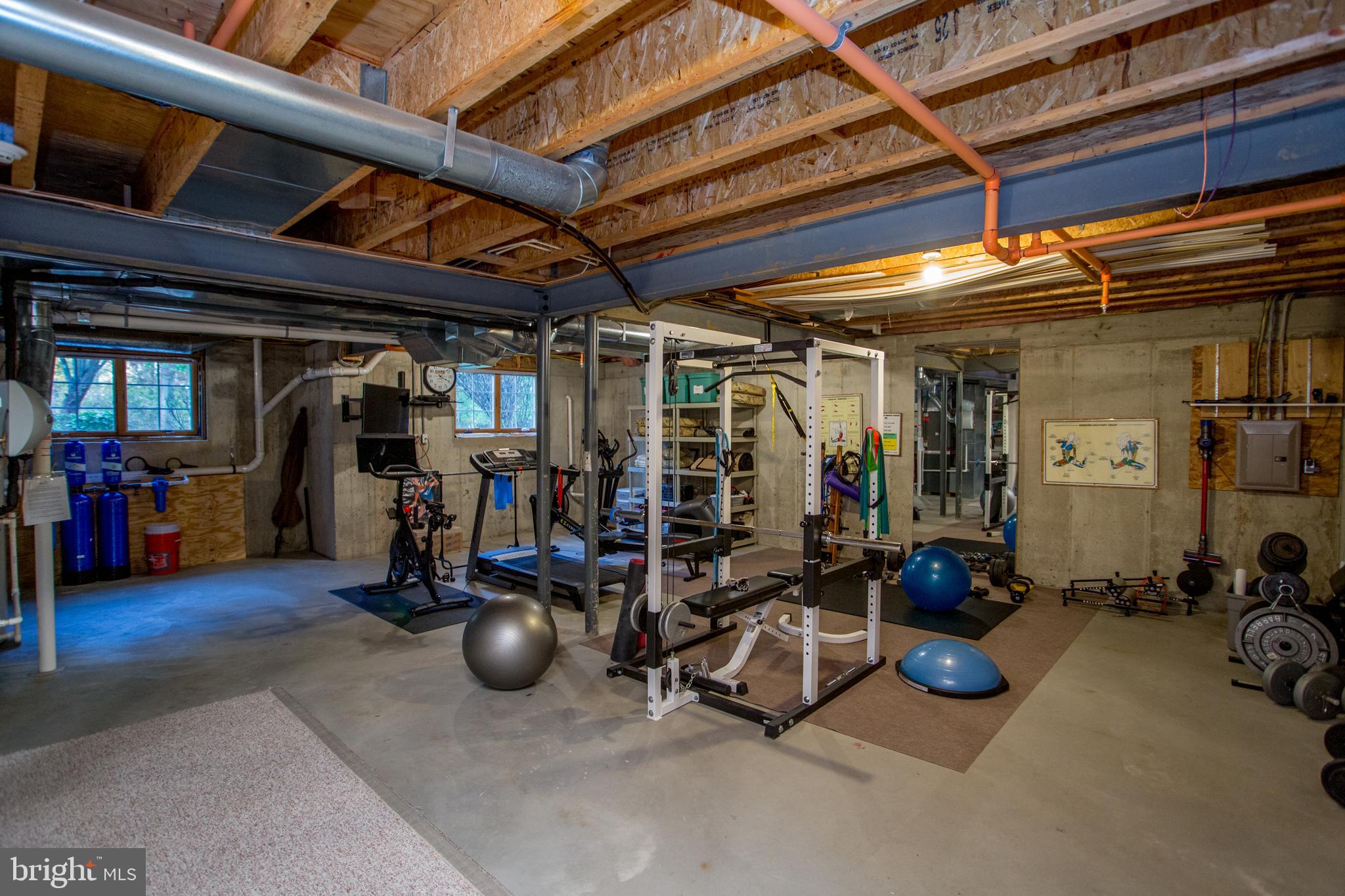 AVALLON AT MOYERS - Residential