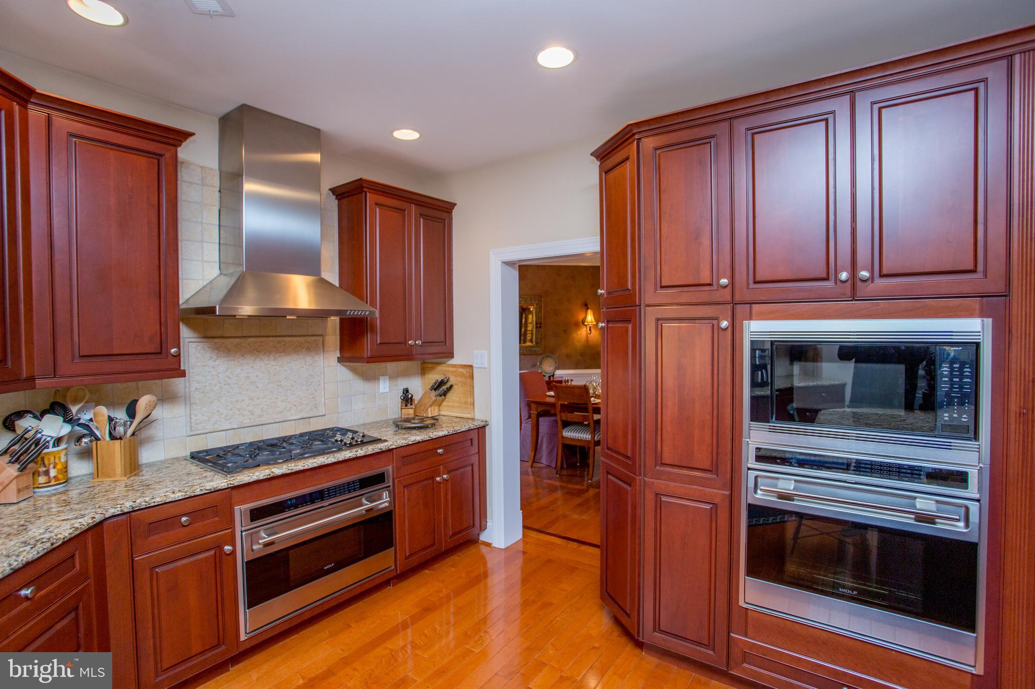 AVALLON AT MOYERS - Residential