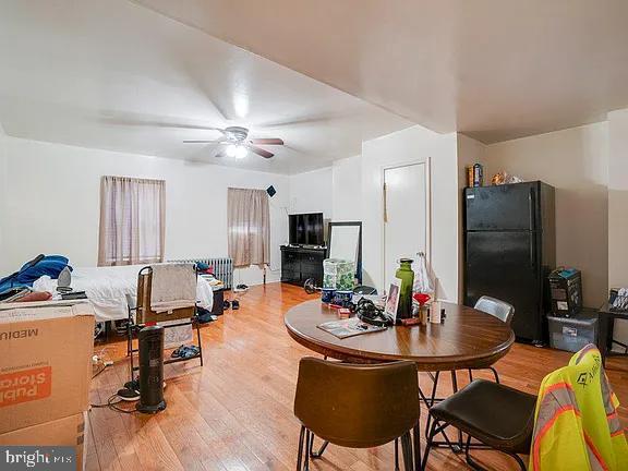 HOLLINS MARKET - Residential Lease