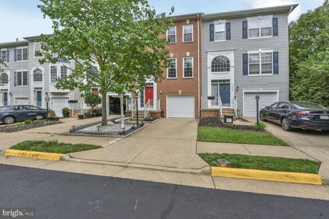 21707 FRAME SQUARE BROADLANDS VA 20148