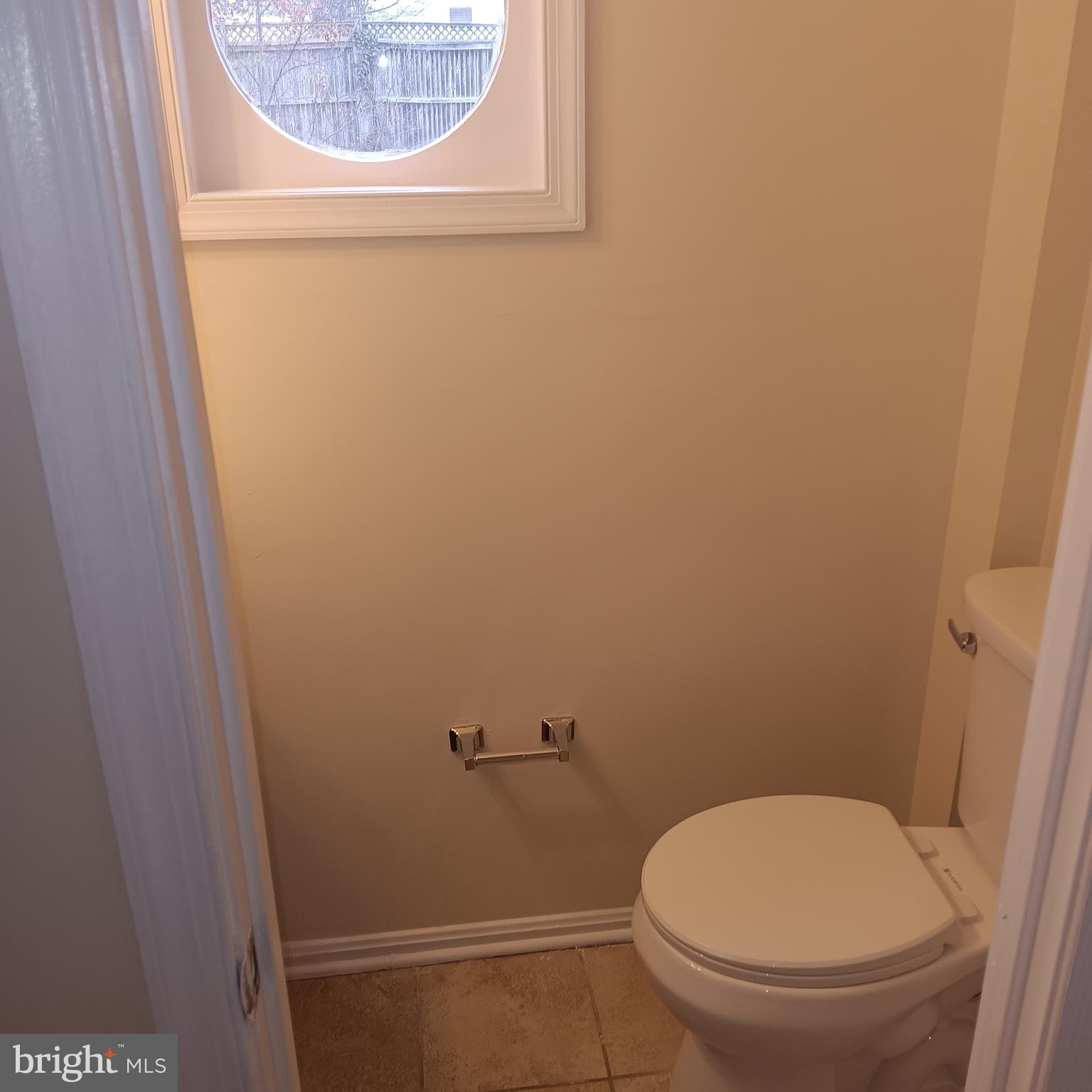 BELLE AMI CONDO-PHASE 3> - Residential Lease