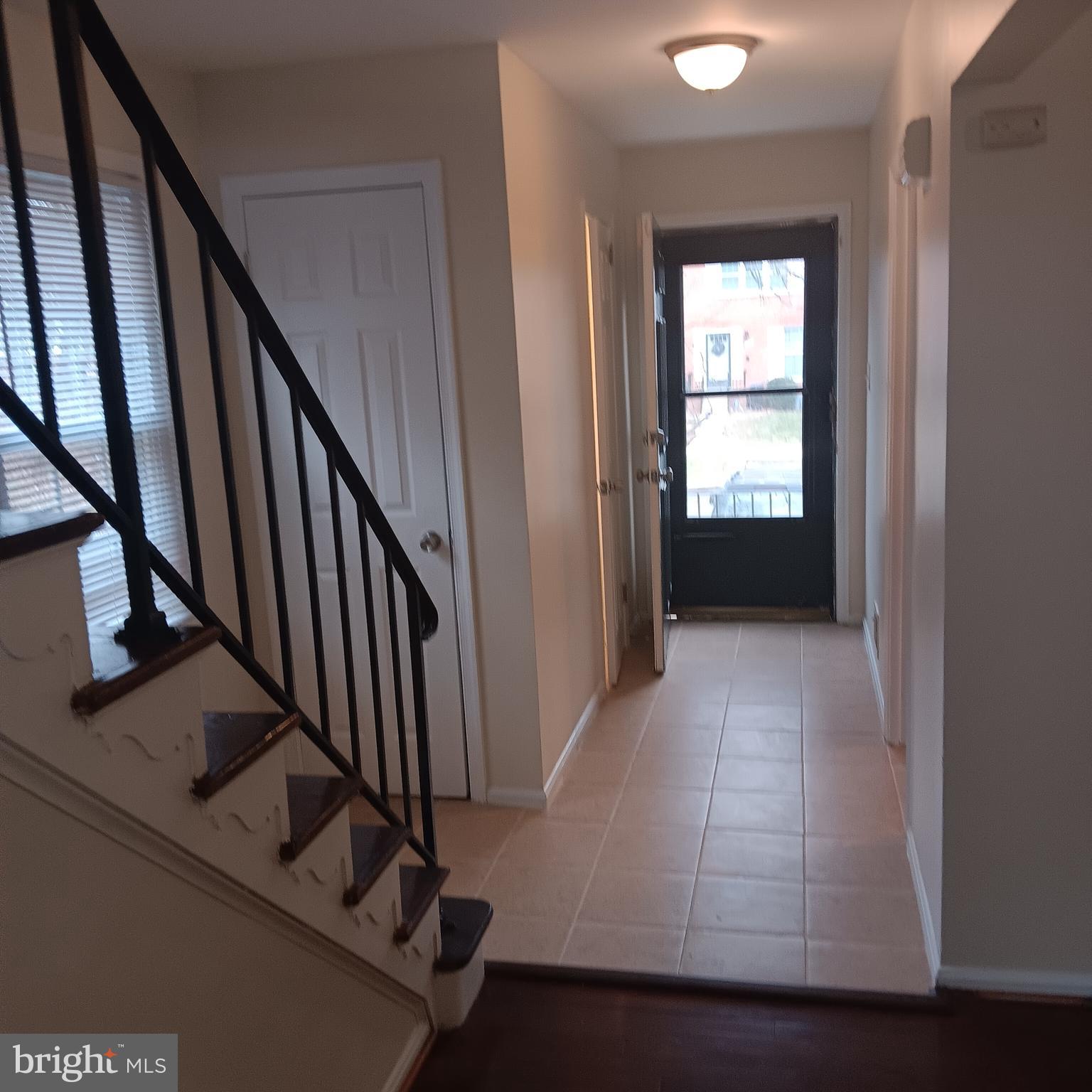 BELLE AMI CONDO-PHASE 3> - Residential Lease