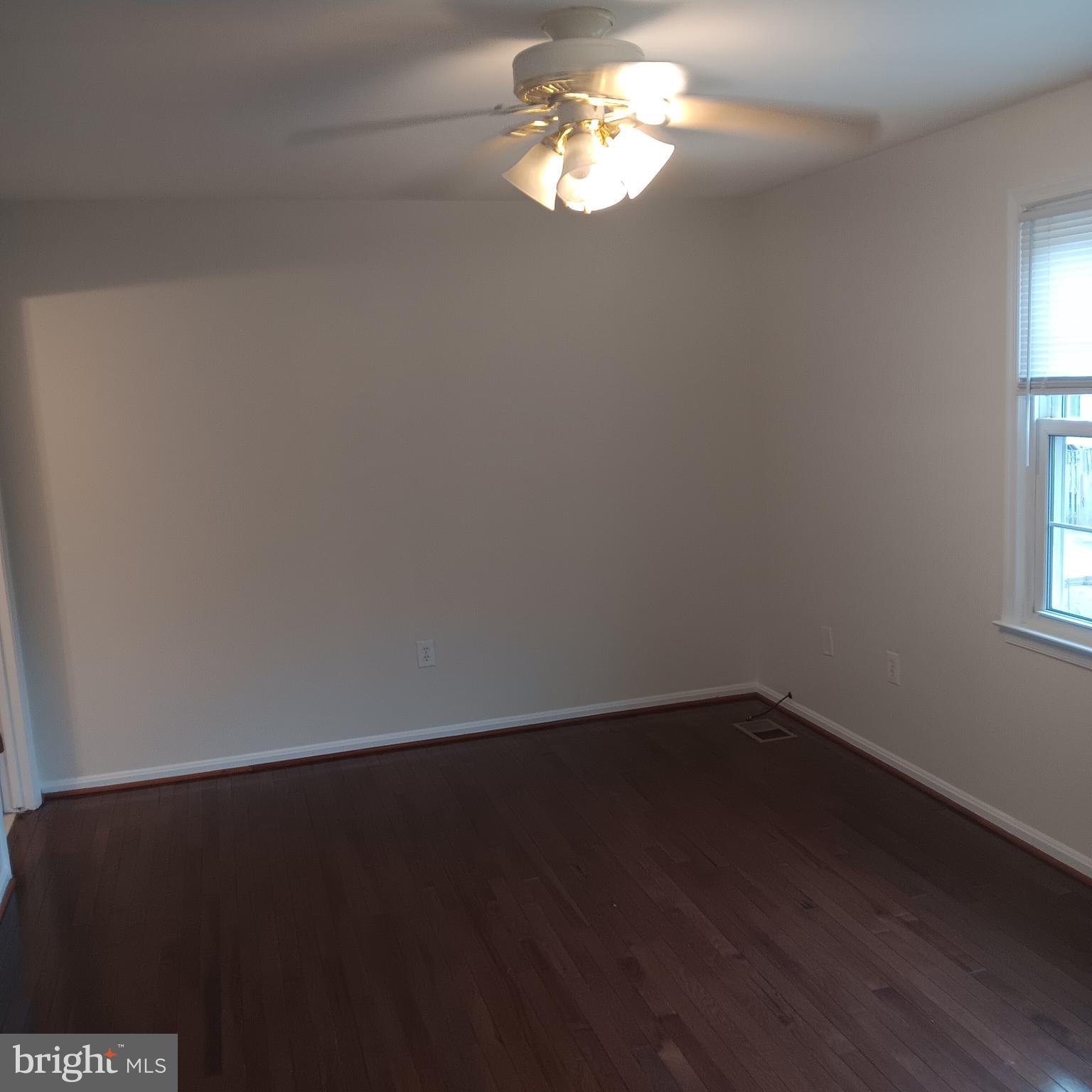 BELLE AMI CONDO-PHASE 3> - Residential Lease