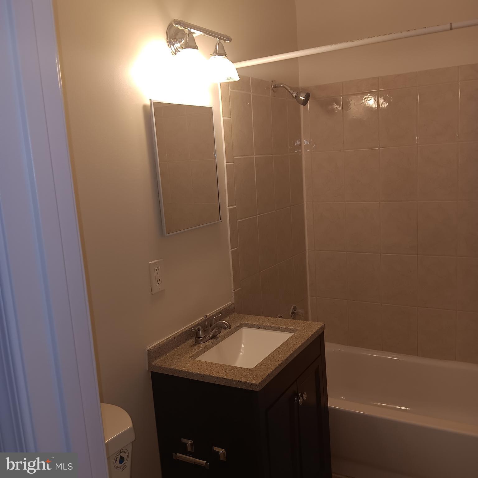 BELLE AMI CONDO-PHASE 3> - Residential Lease