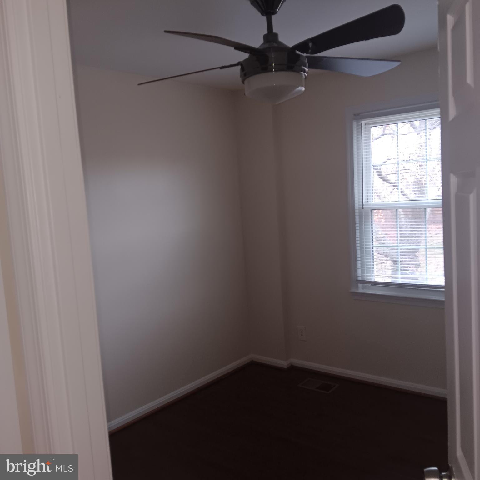 BELLE AMI CONDO-PHASE 3> - Residential Lease