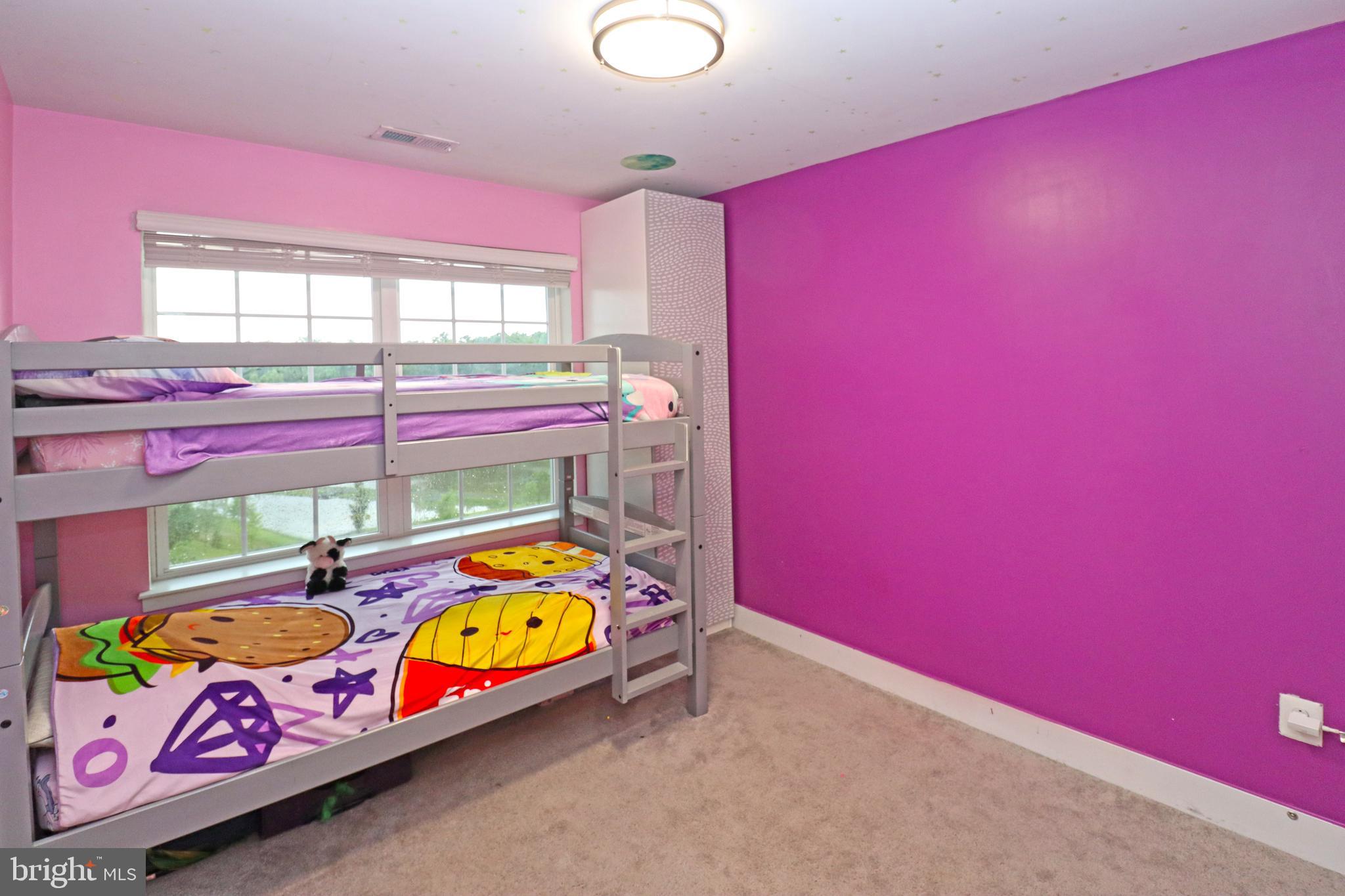 BLUE STREAM - Residential Lease