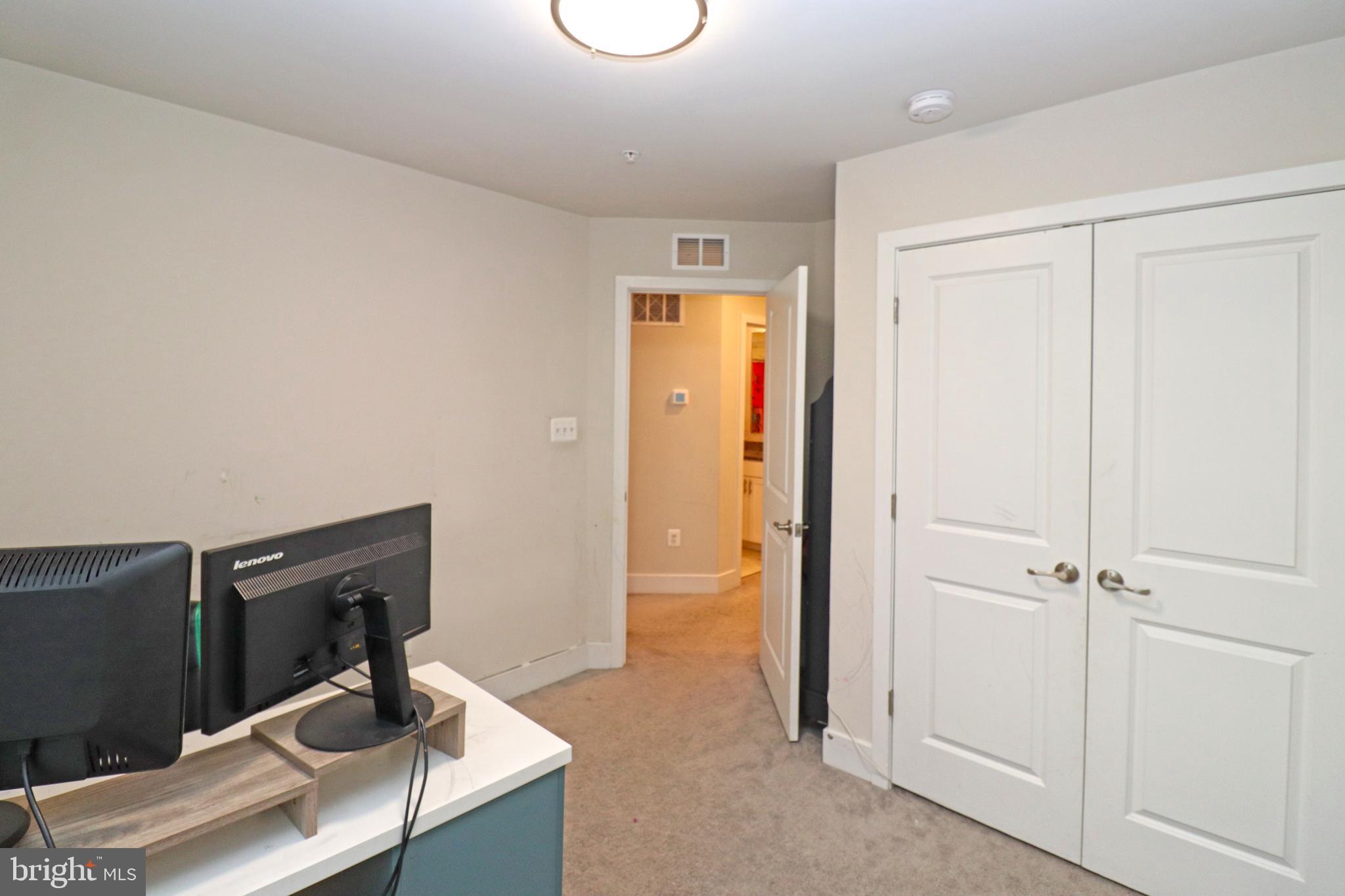 BLUE STREAM - Residential Lease