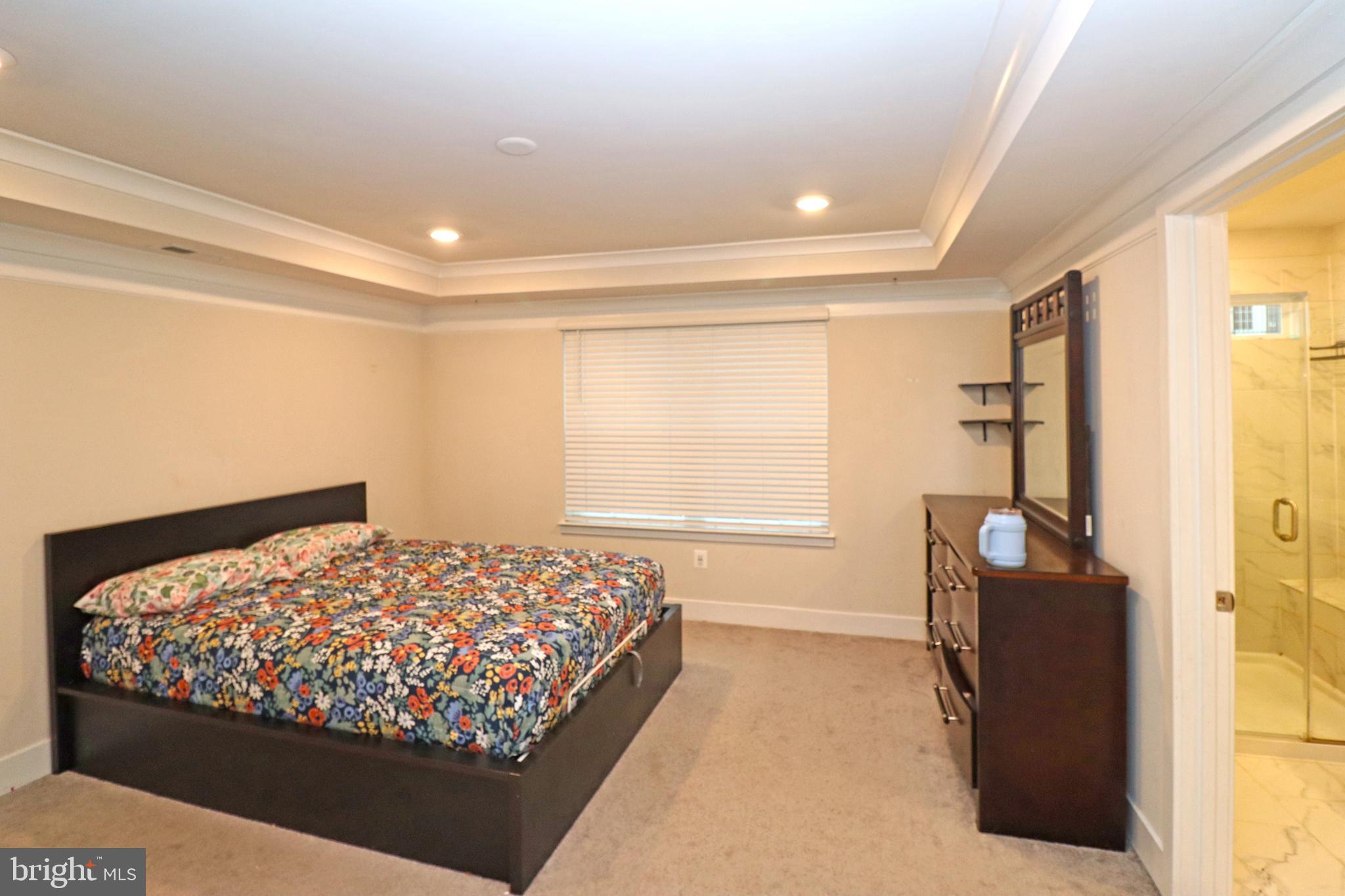 BLUE STREAM - Residential Lease