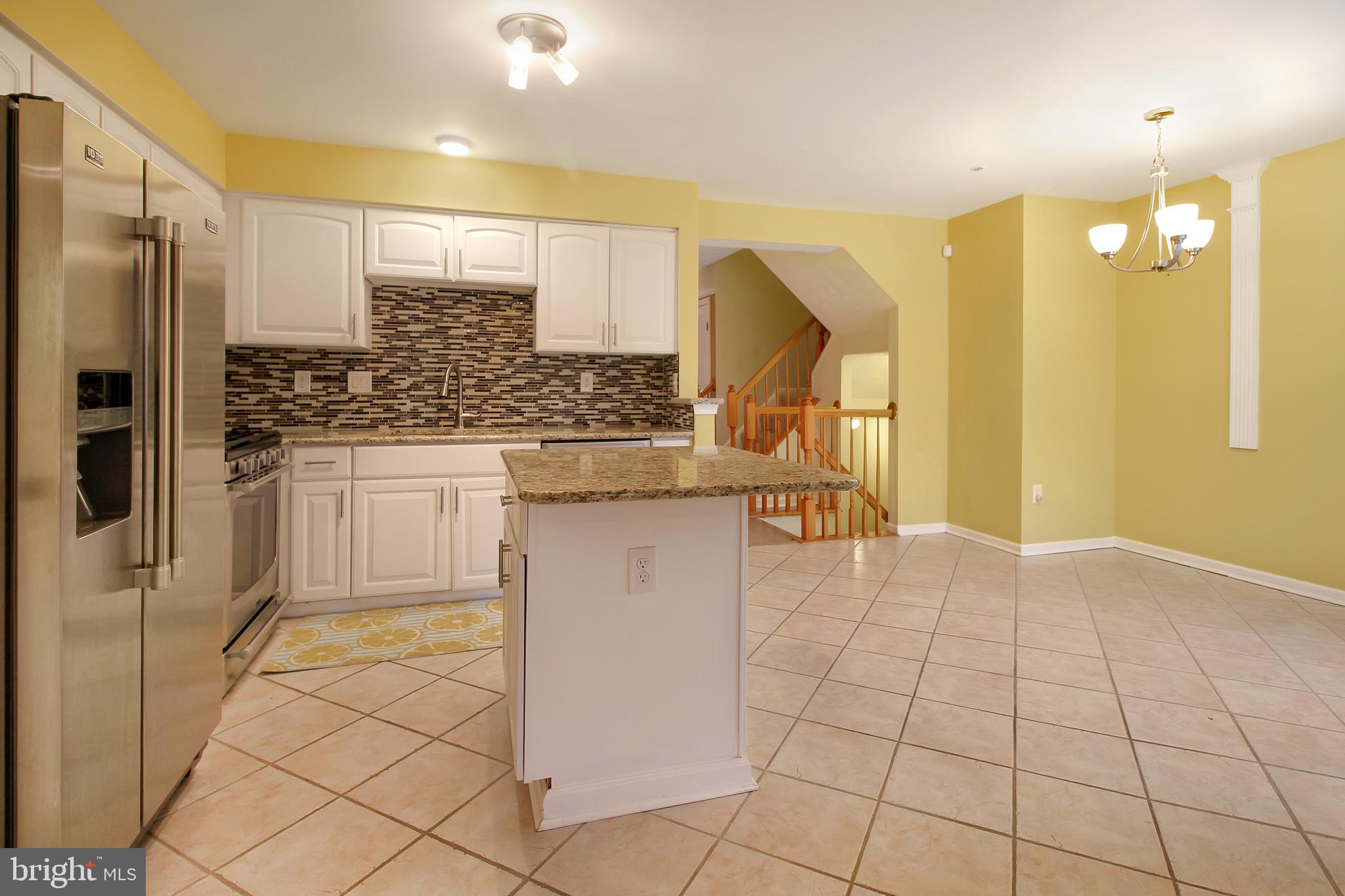 EATON SQUARE - Residential