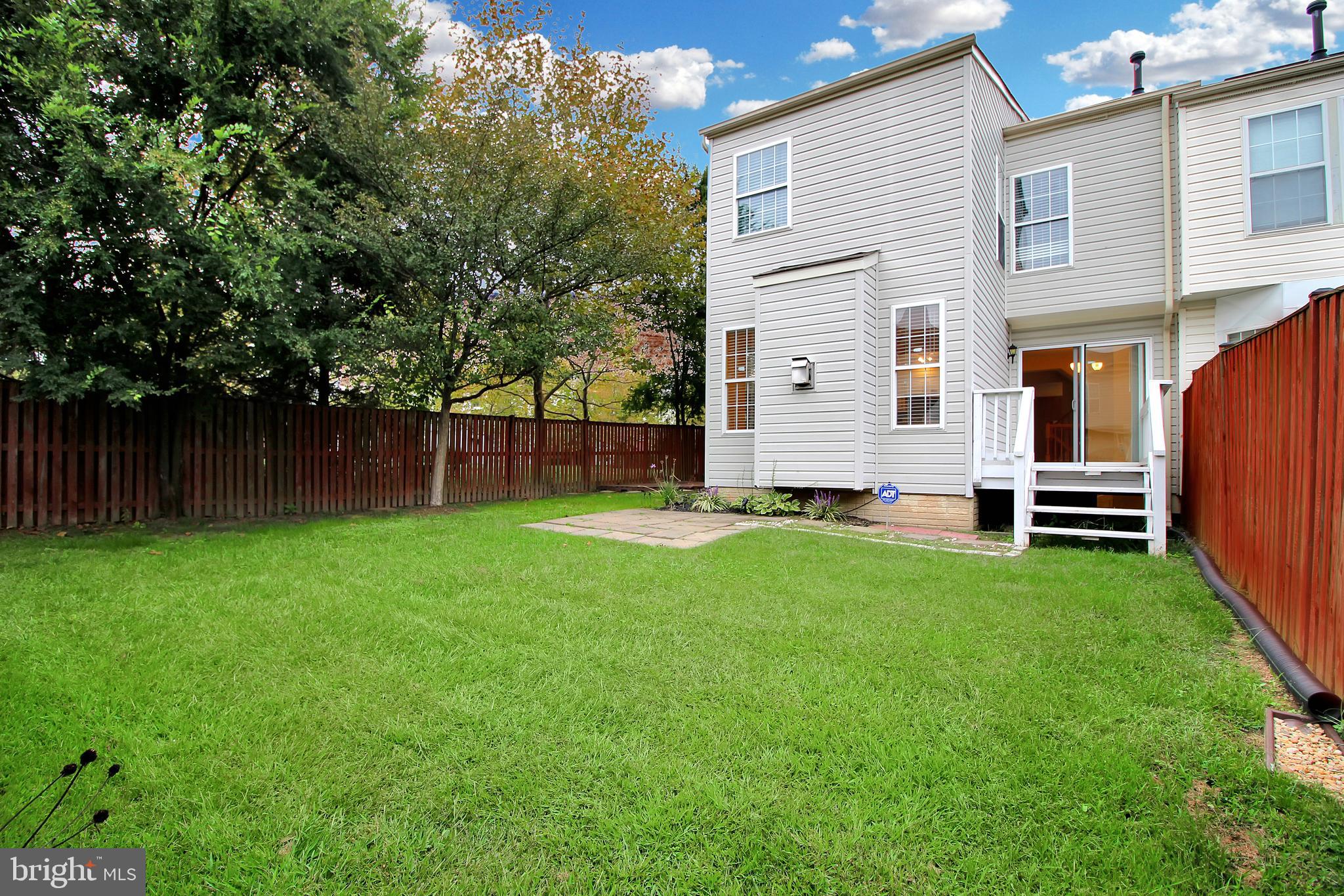 EATON SQUARE - Residential