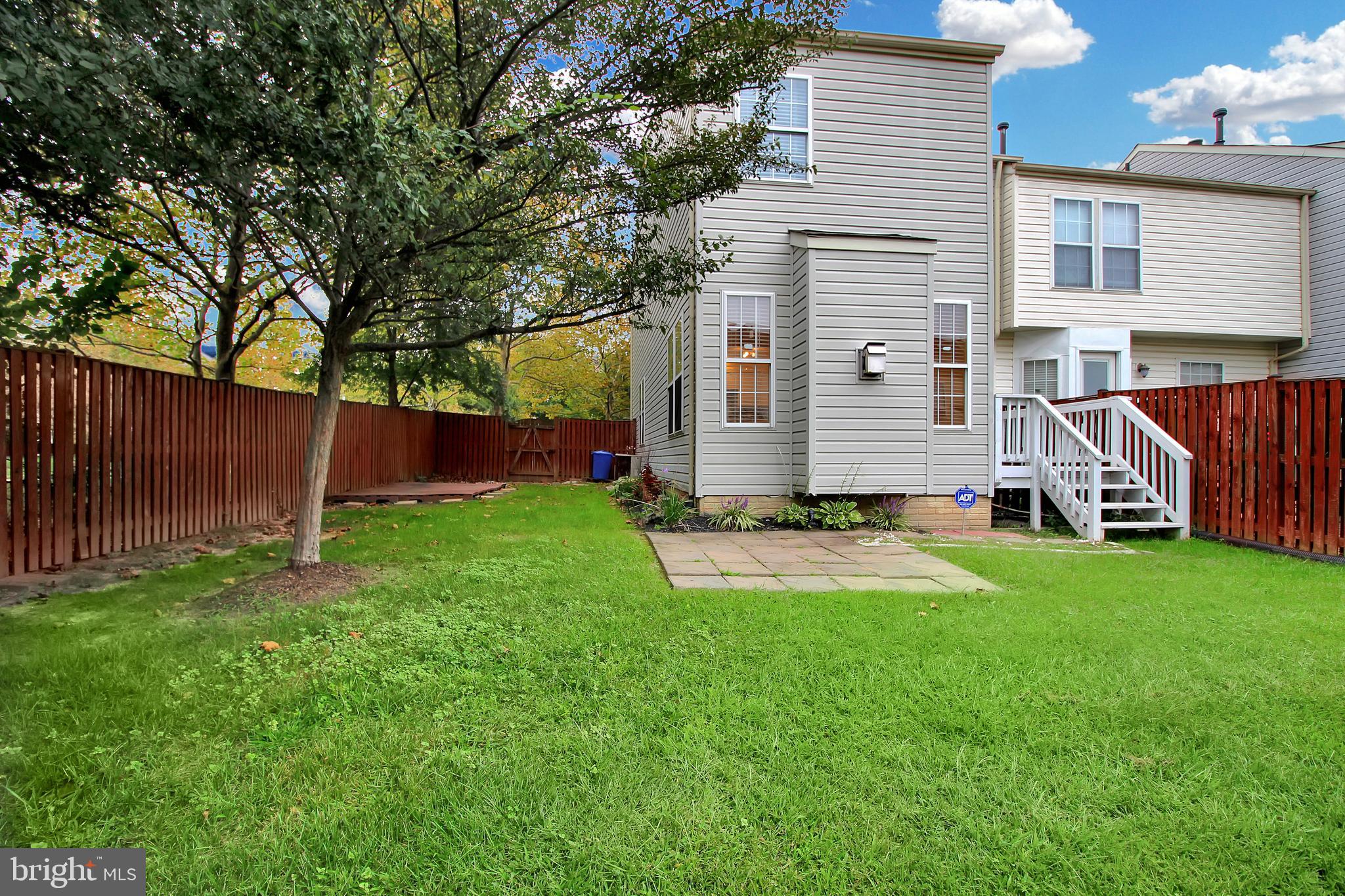 EATON SQUARE - Residential
