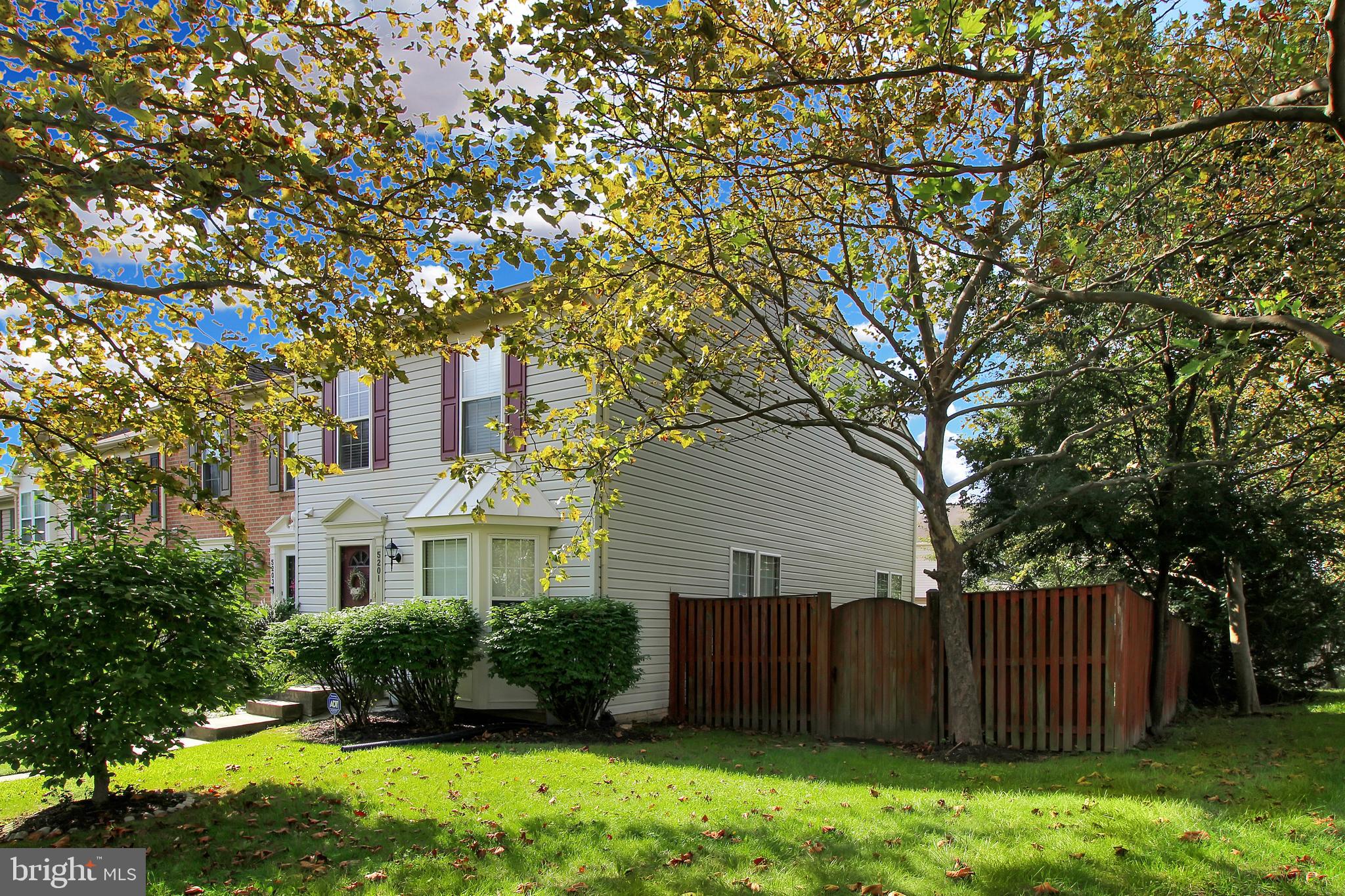 EATON SQUARE - Residential