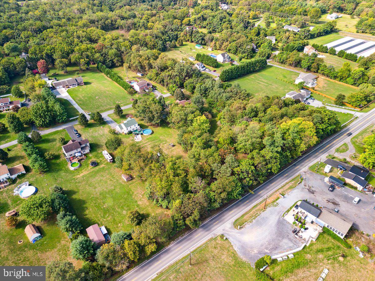 EVERMAY MANOR - Residential