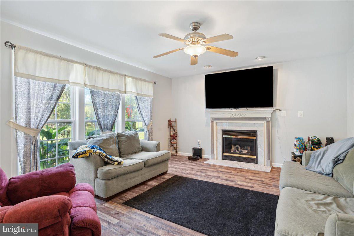 EVERMAY MANOR - Residential