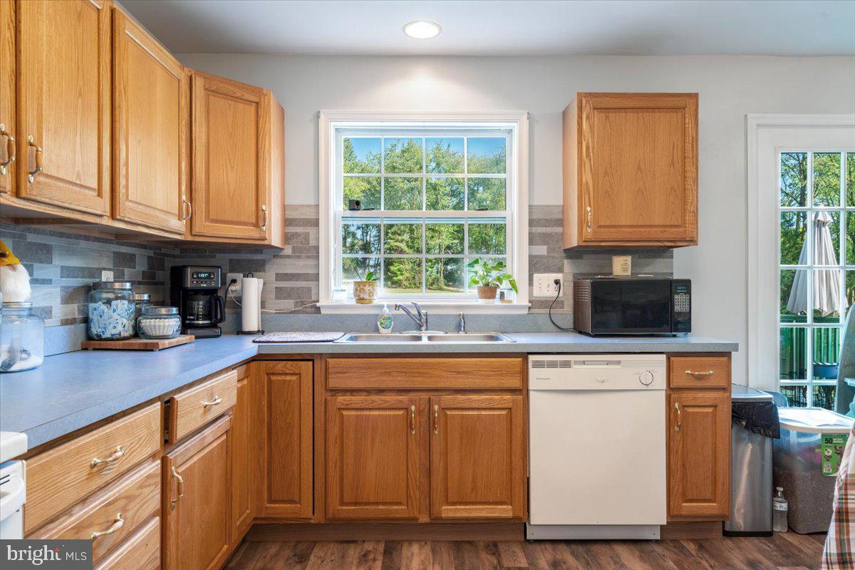 EVERMAY MANOR - Residential