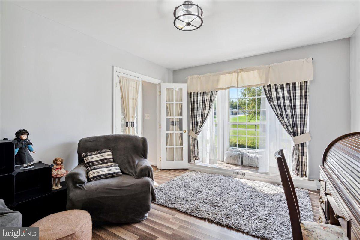 EVERMAY MANOR - Residential