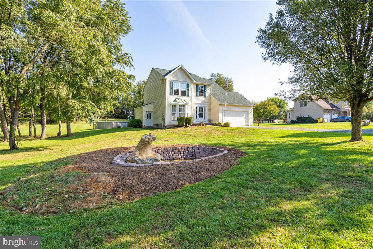 EVERMAY MANOR - Residential