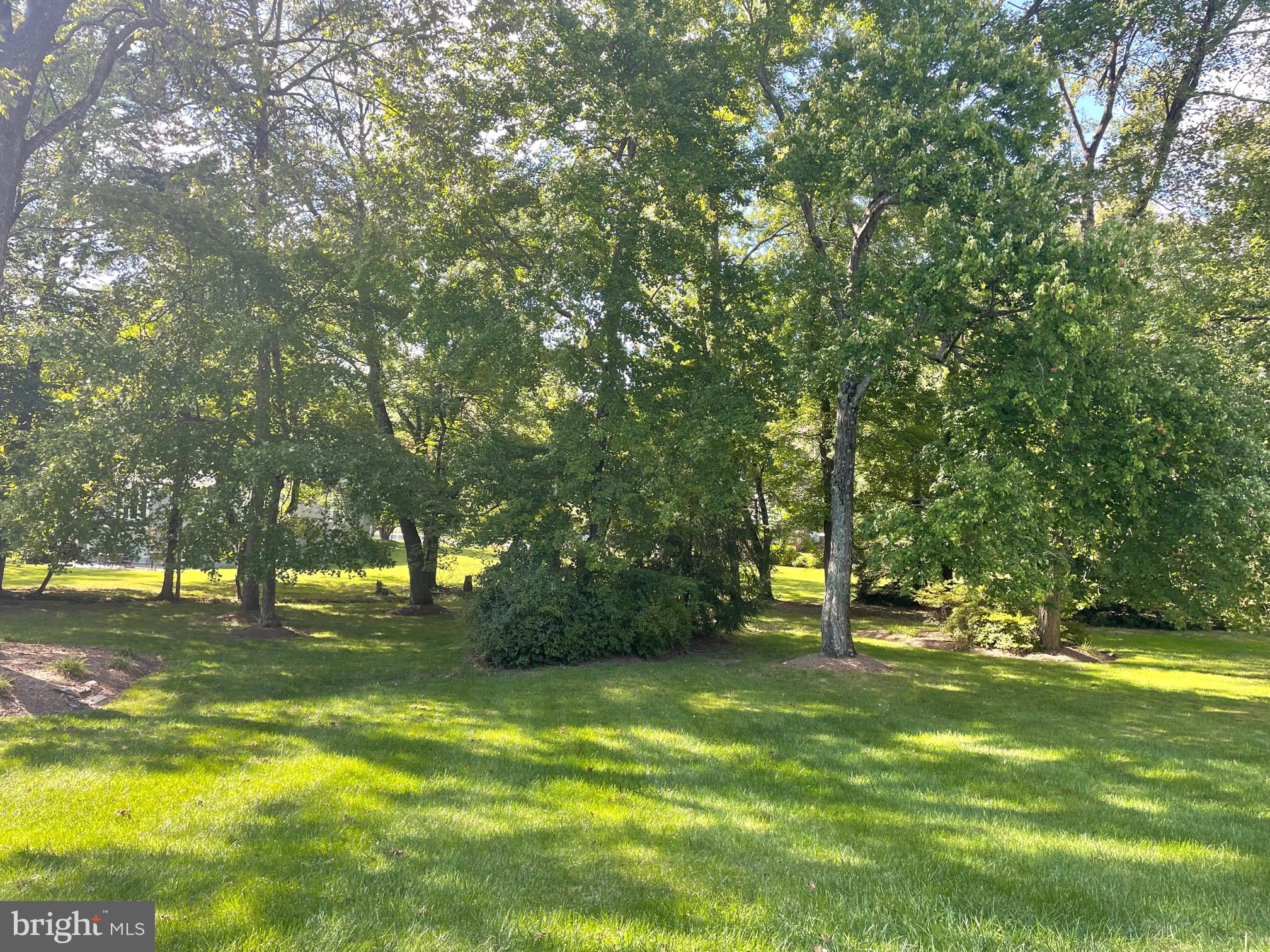 MANOR PARK - Residential