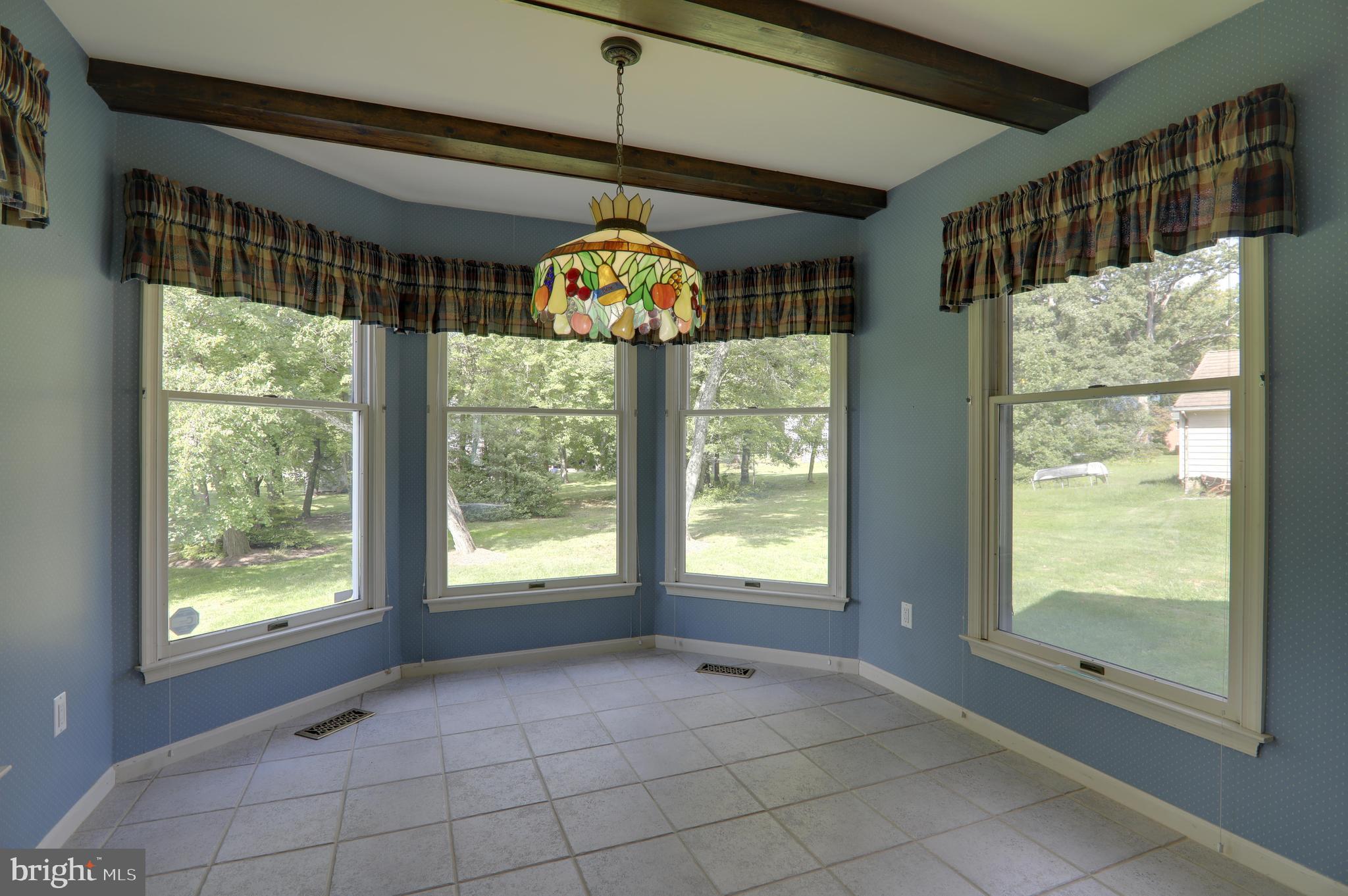 MANOR PARK - Residential