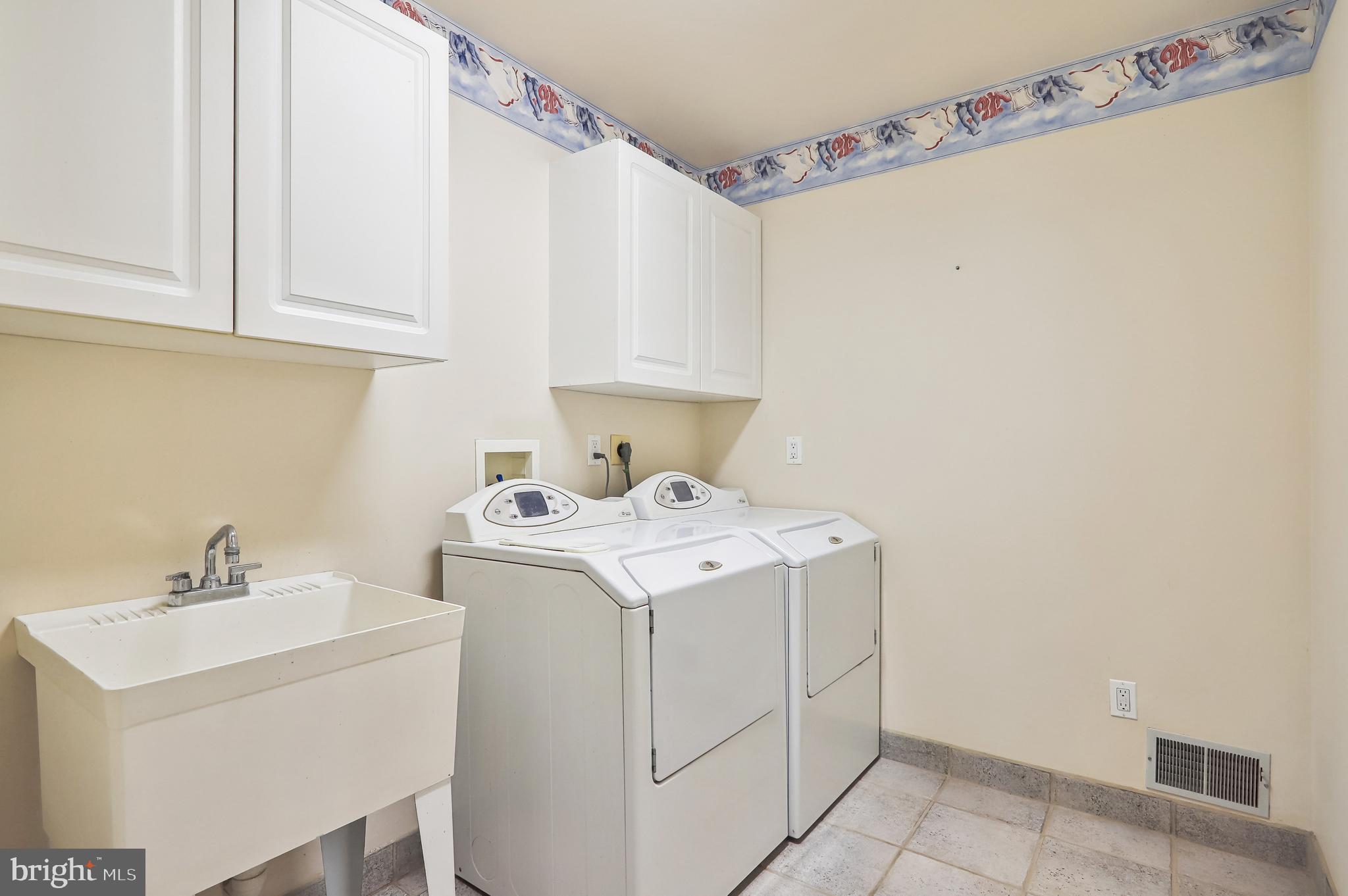 MANOR PARK - Residential