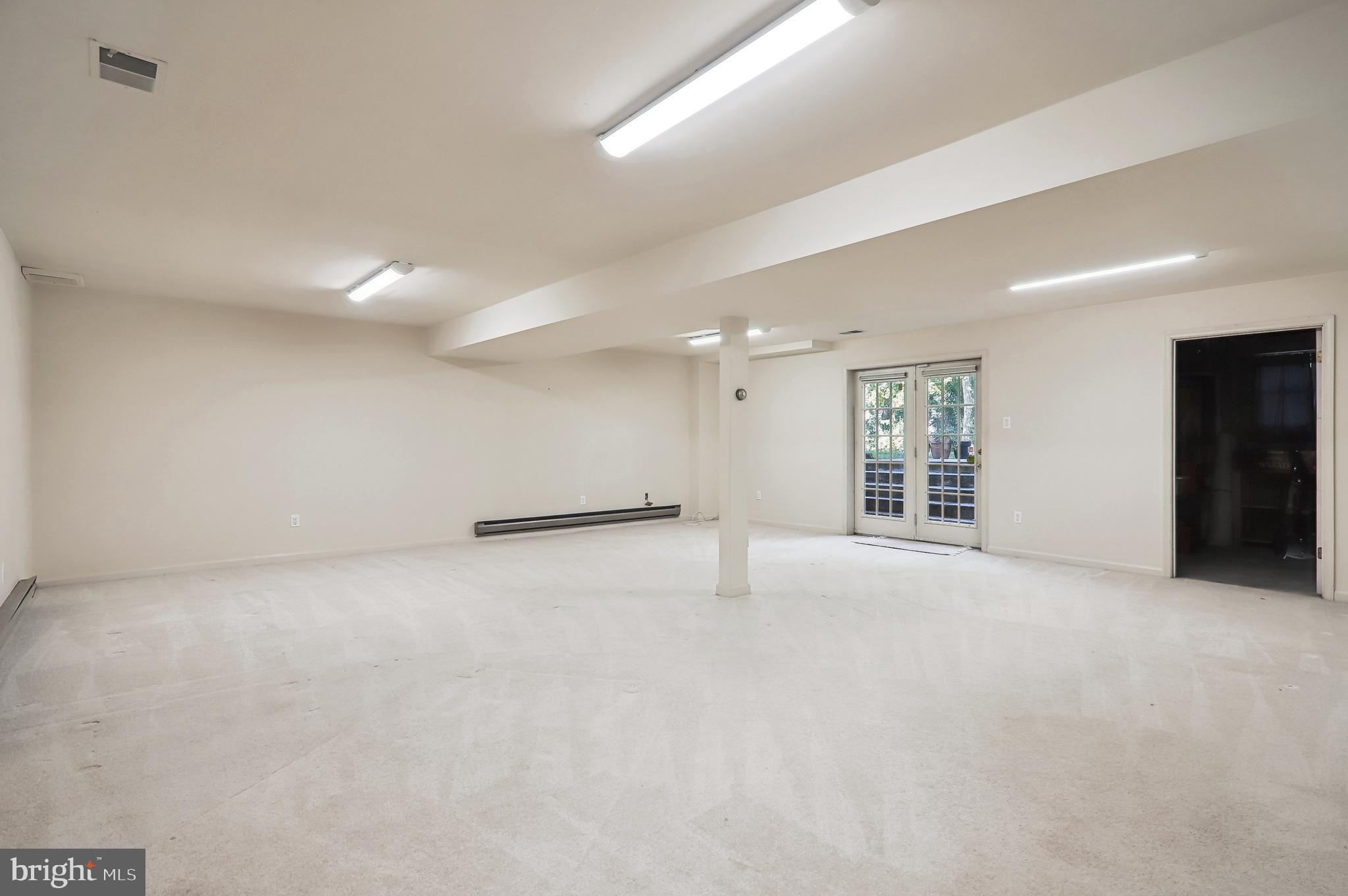 MANOR PARK - Residential