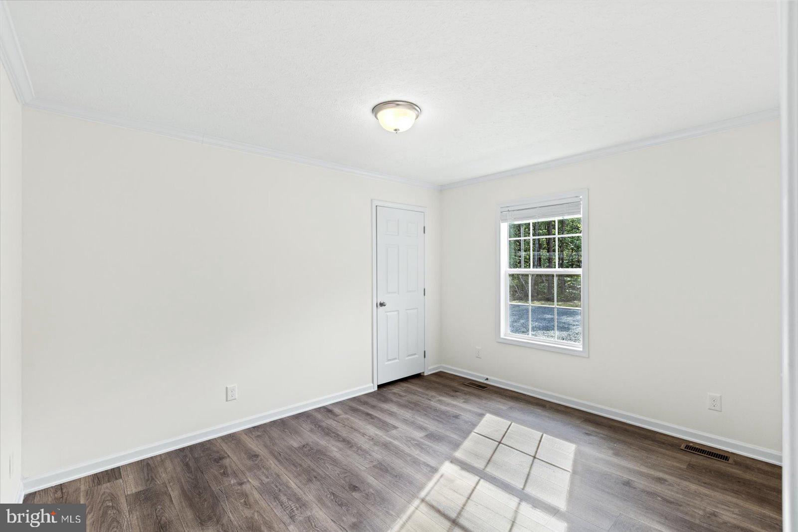 LAKEWOOD ESTATES - Residential