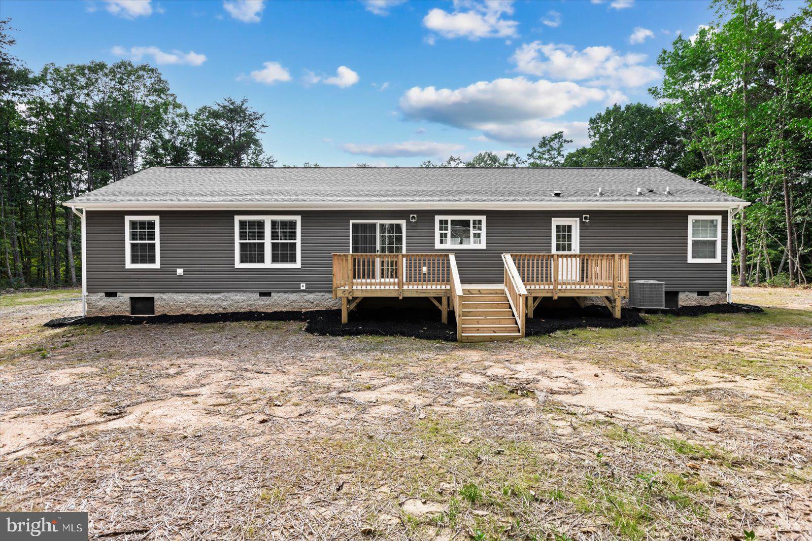 LAKEWOOD ESTATES - Residential