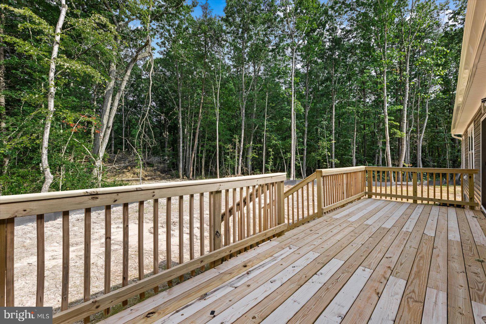 LAKEWOOD ESTATES - Residential