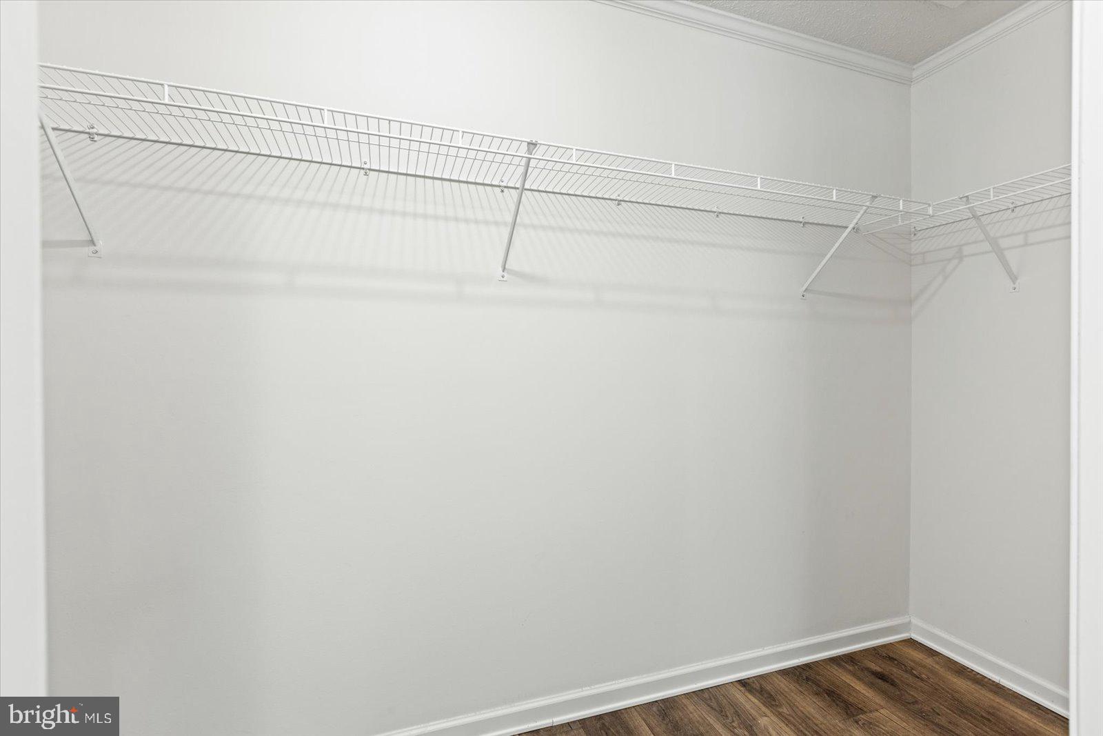 LAKEWOOD ESTATES - Residential