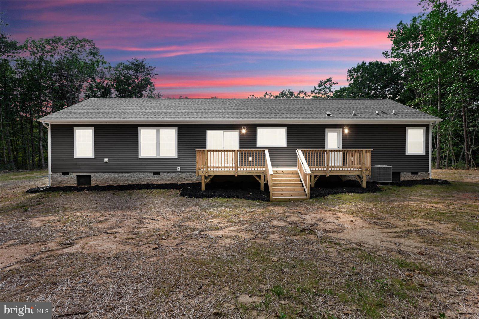 LAKEWOOD ESTATES - Residential