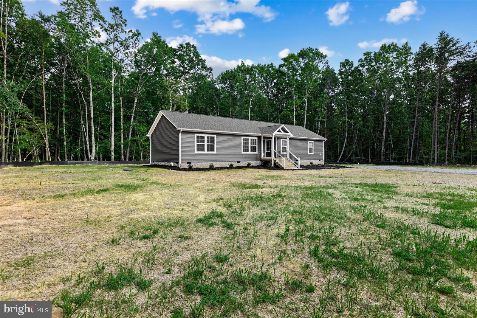 LAKEWOOD ESTATES - Residential