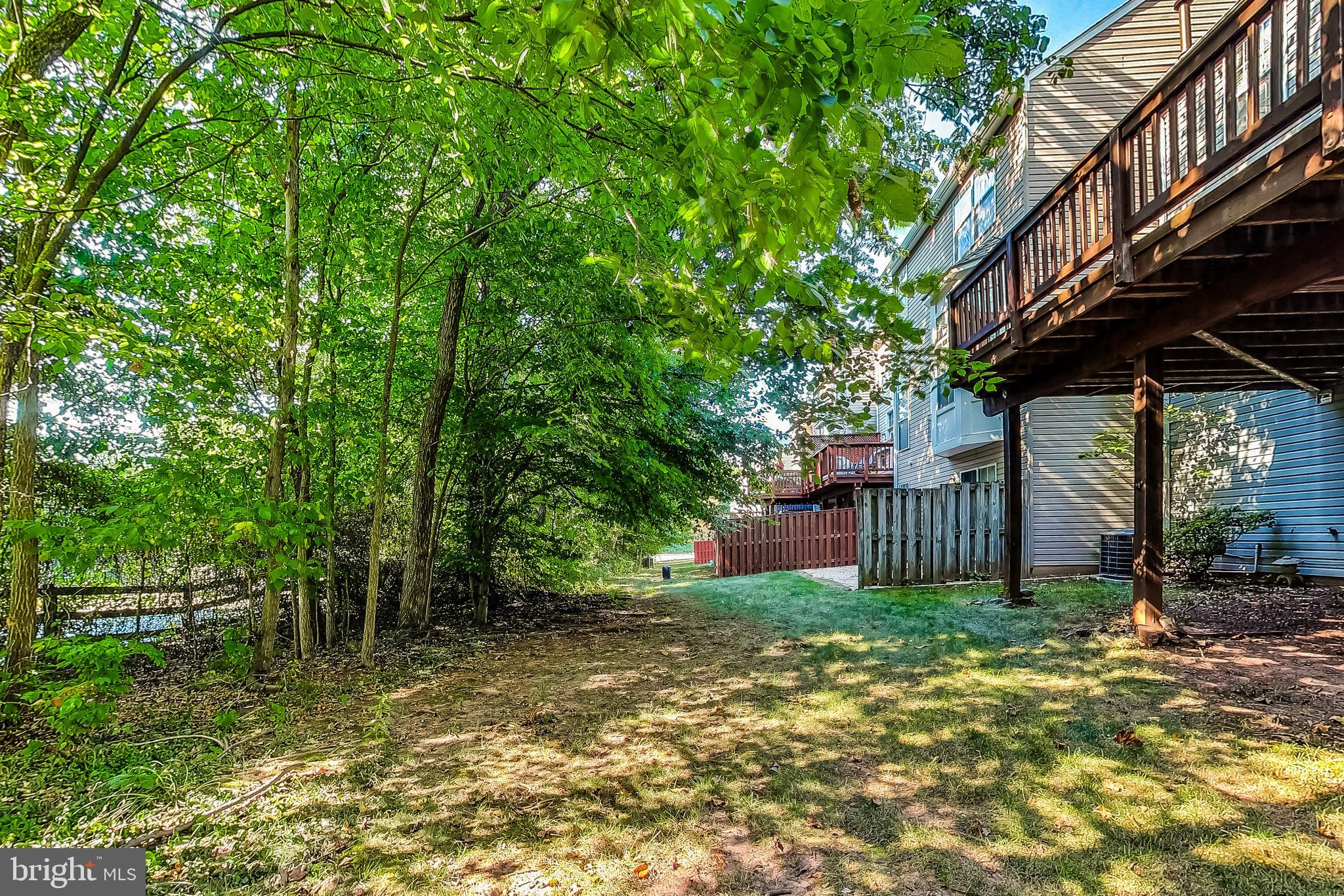 LOWES ISLAND - Residential