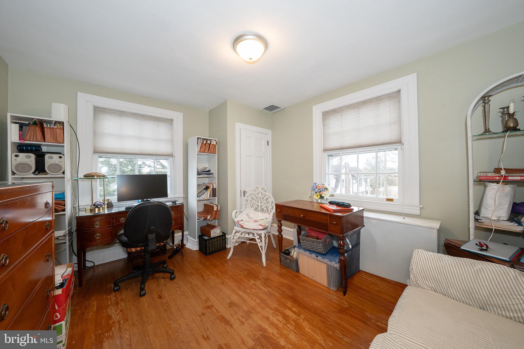 ARDMORE PARK - Residential