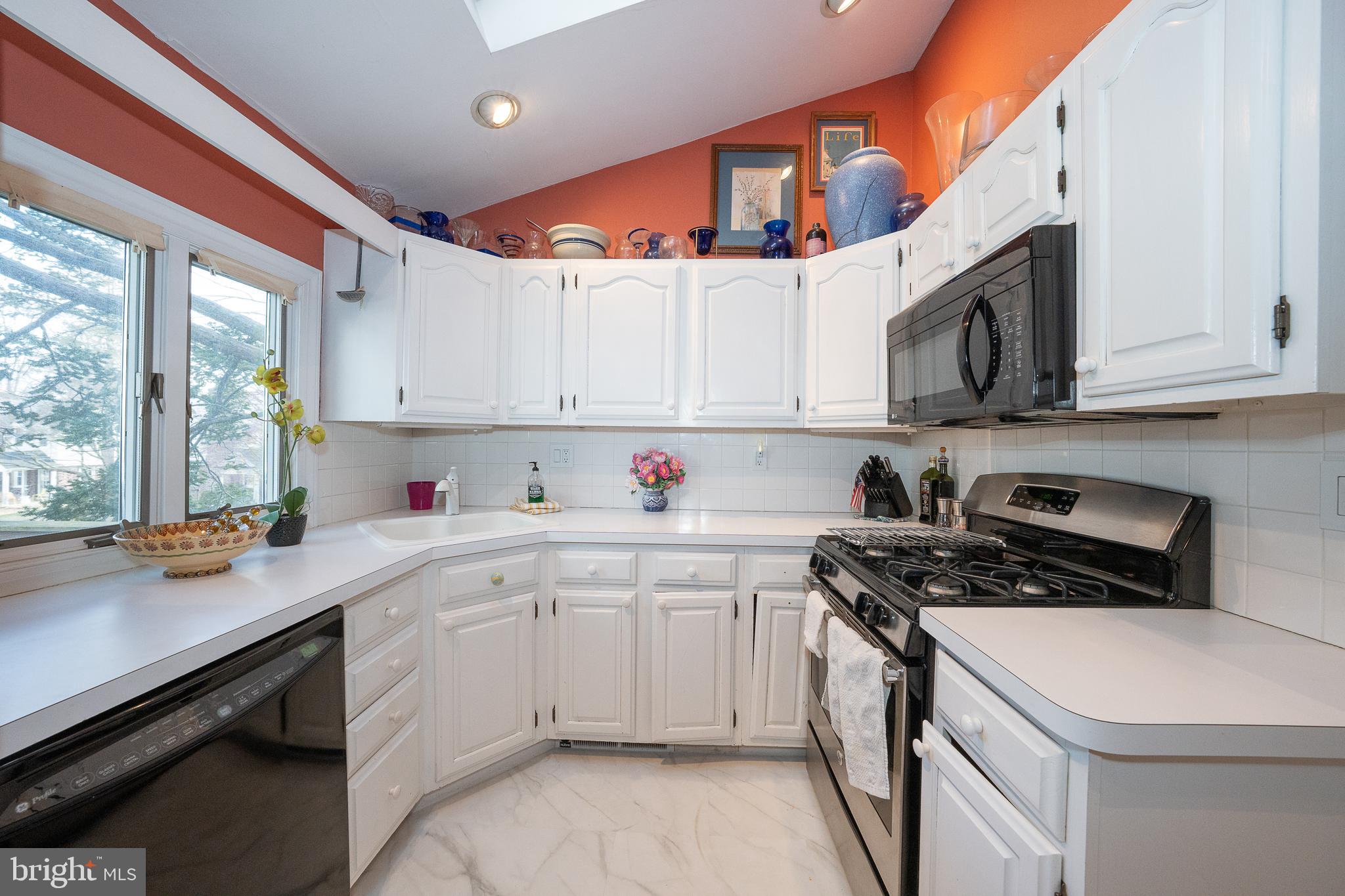 ARDMORE PARK - Residential