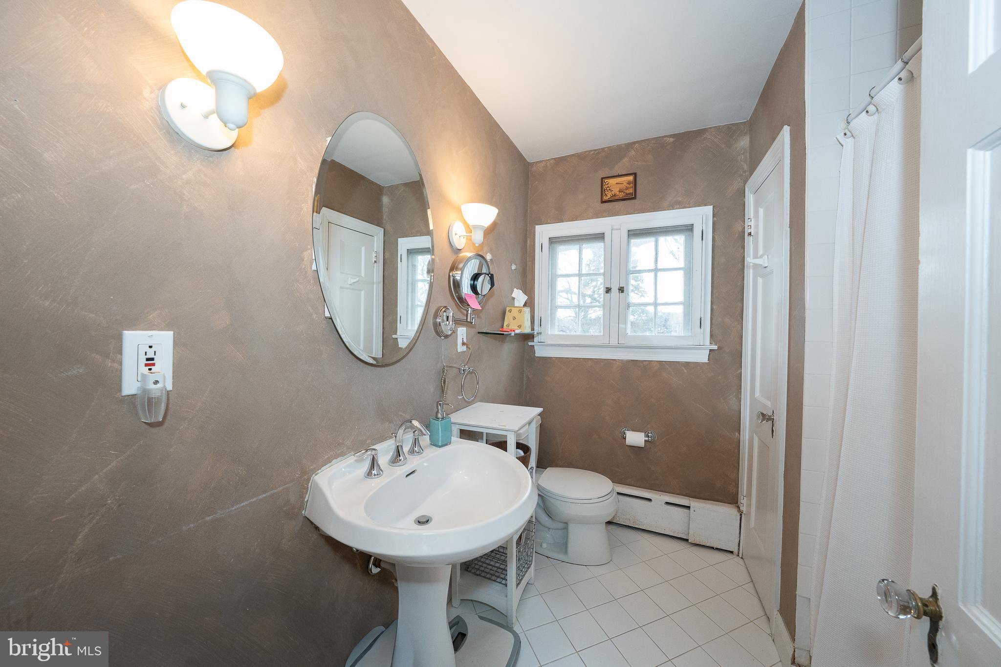 ARDMORE PARK - Residential