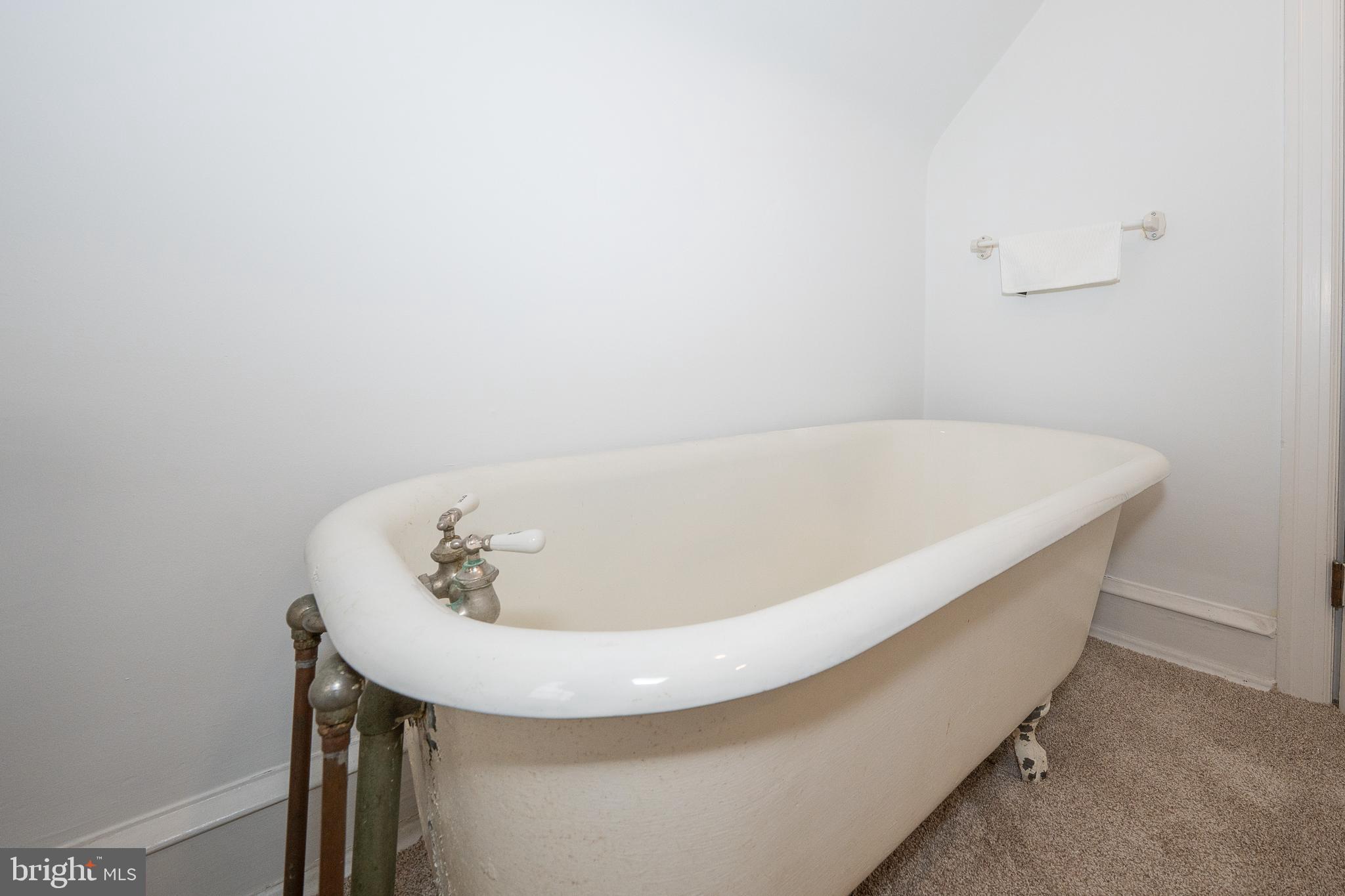 ARDMORE PARK - Residential