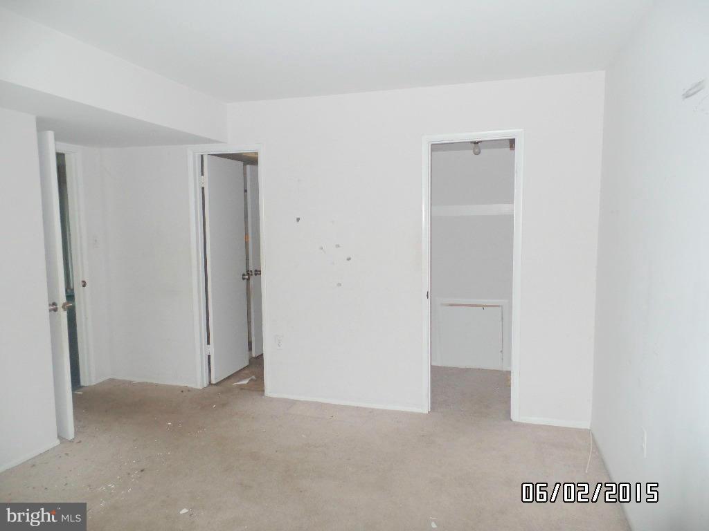 TOWN CENTER - Residential