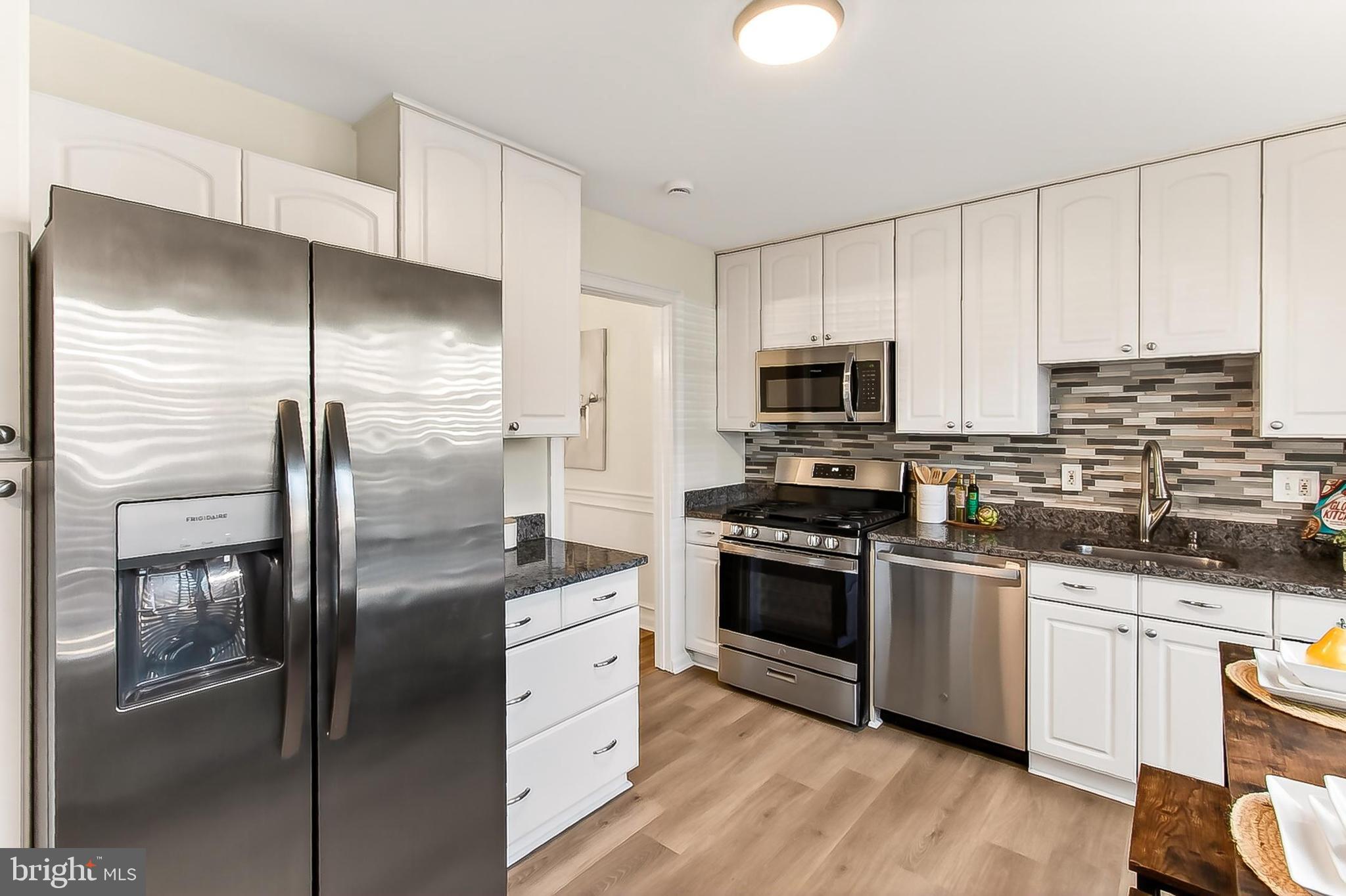 LAKE BRADDOCK - Residential