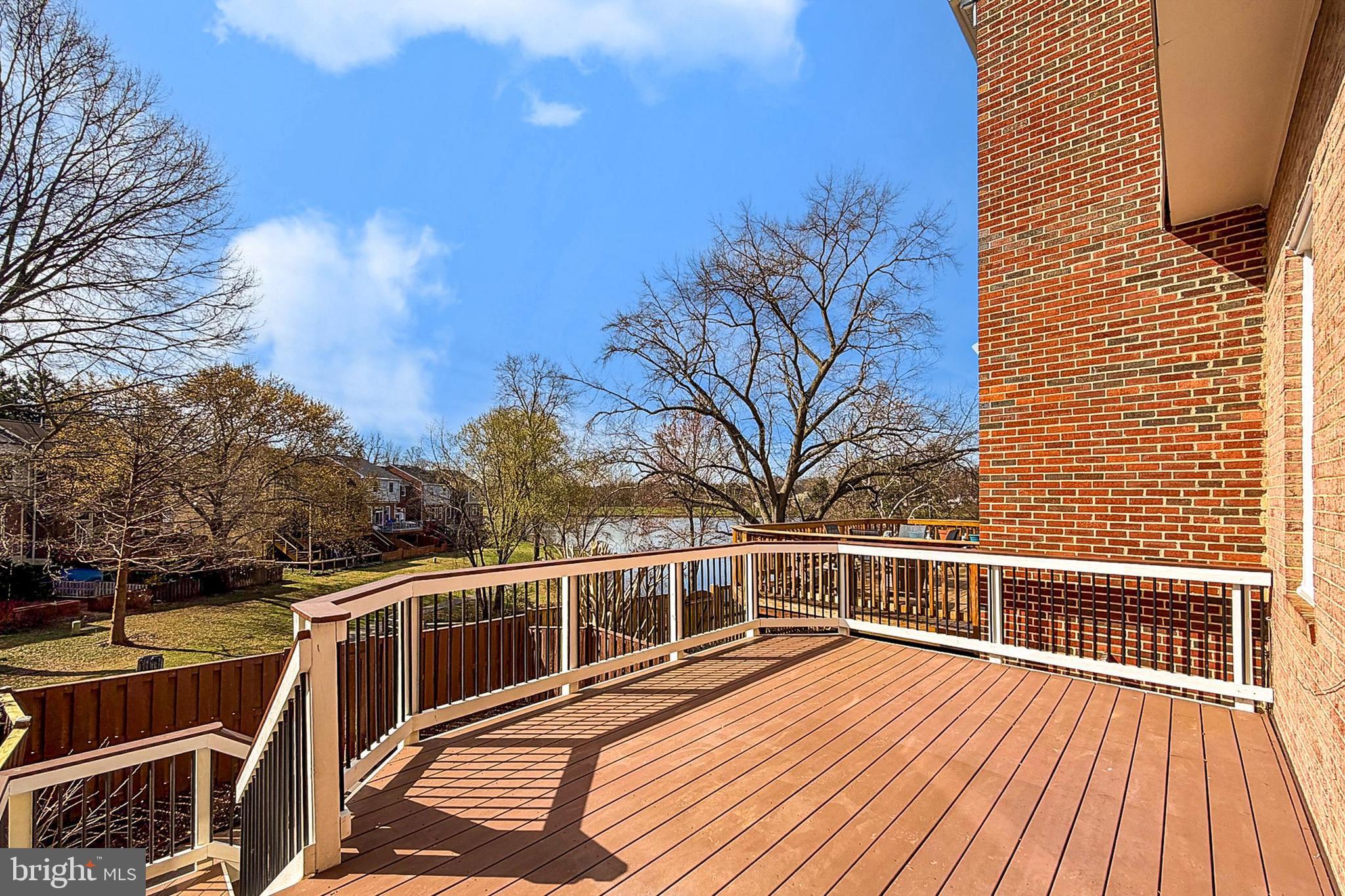 LAKE BRADDOCK - Residential