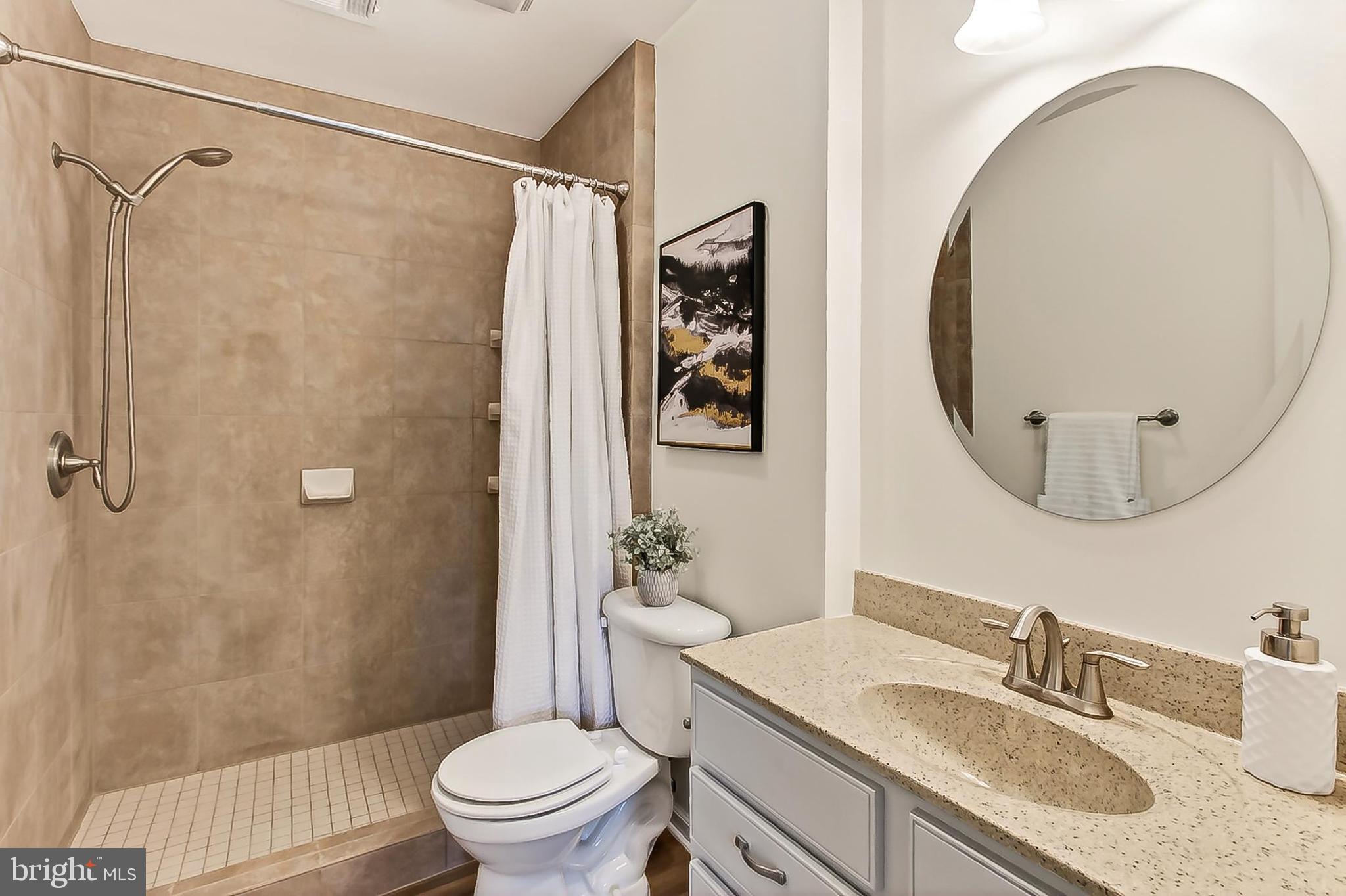 LAKE BRADDOCK - Residential